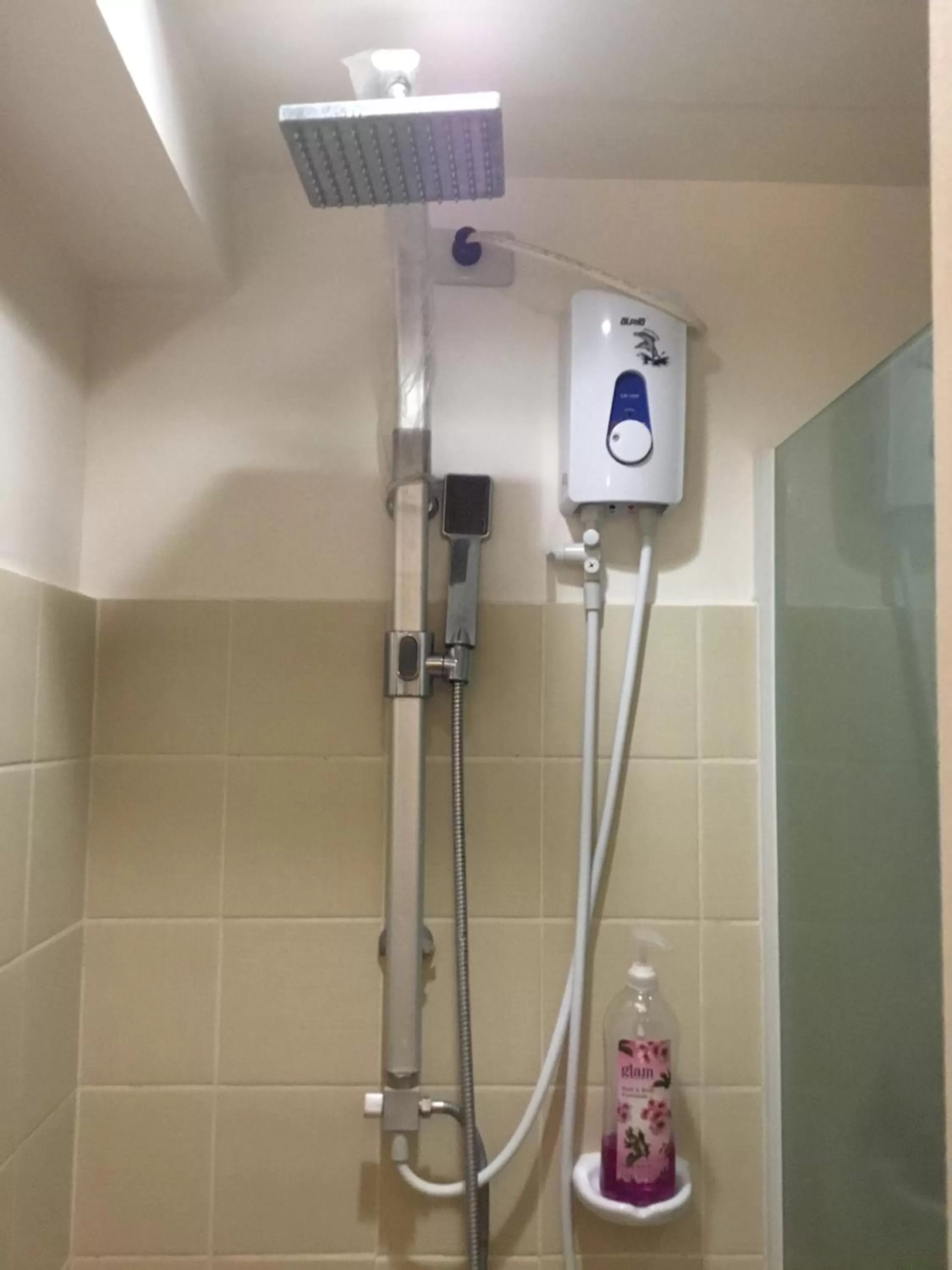 Condo with Free Swimming Pool & Viewing Deck