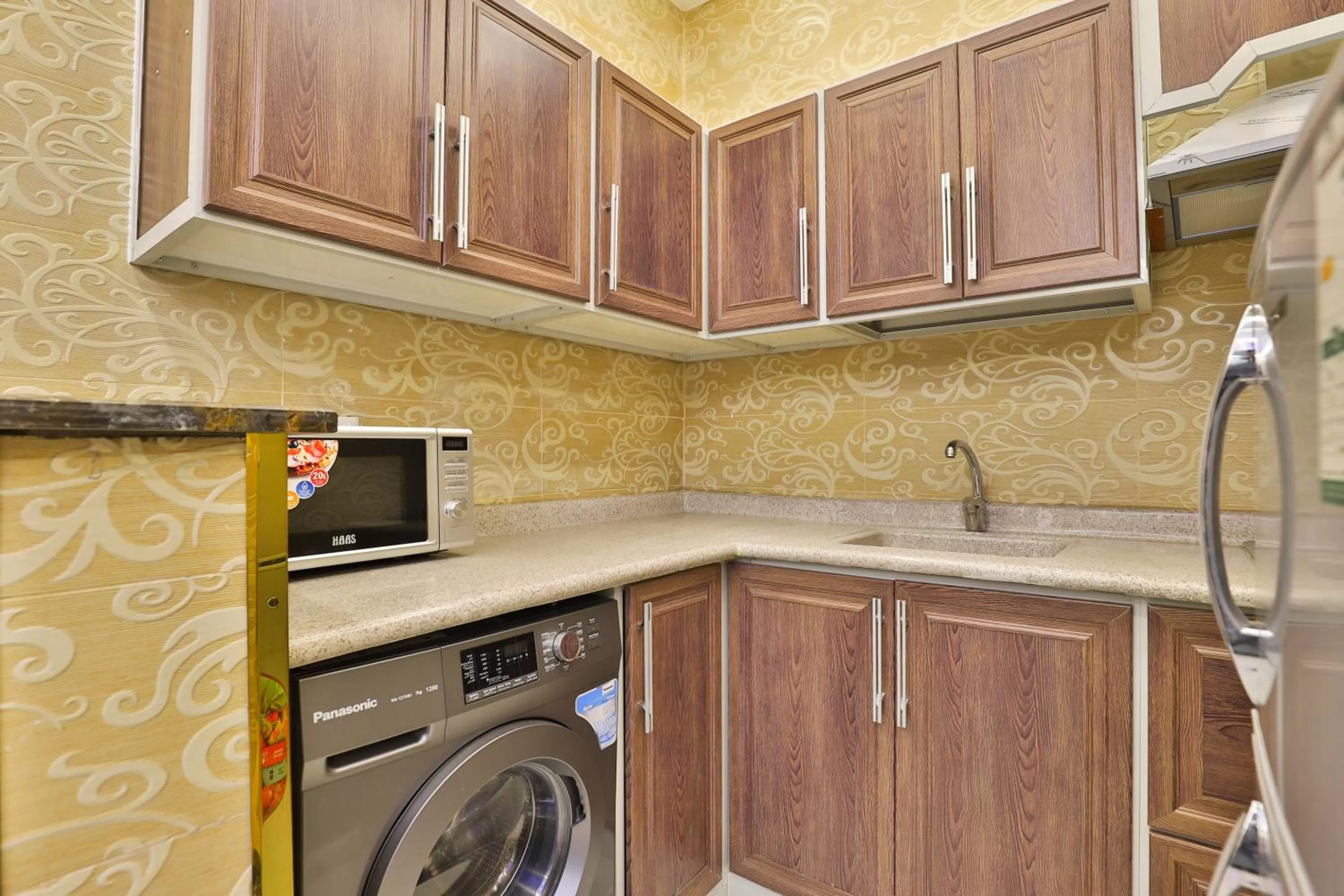 Kitchen or kitchenette, Kitchen/Kitchenette in Esfrine Hotel Apartment