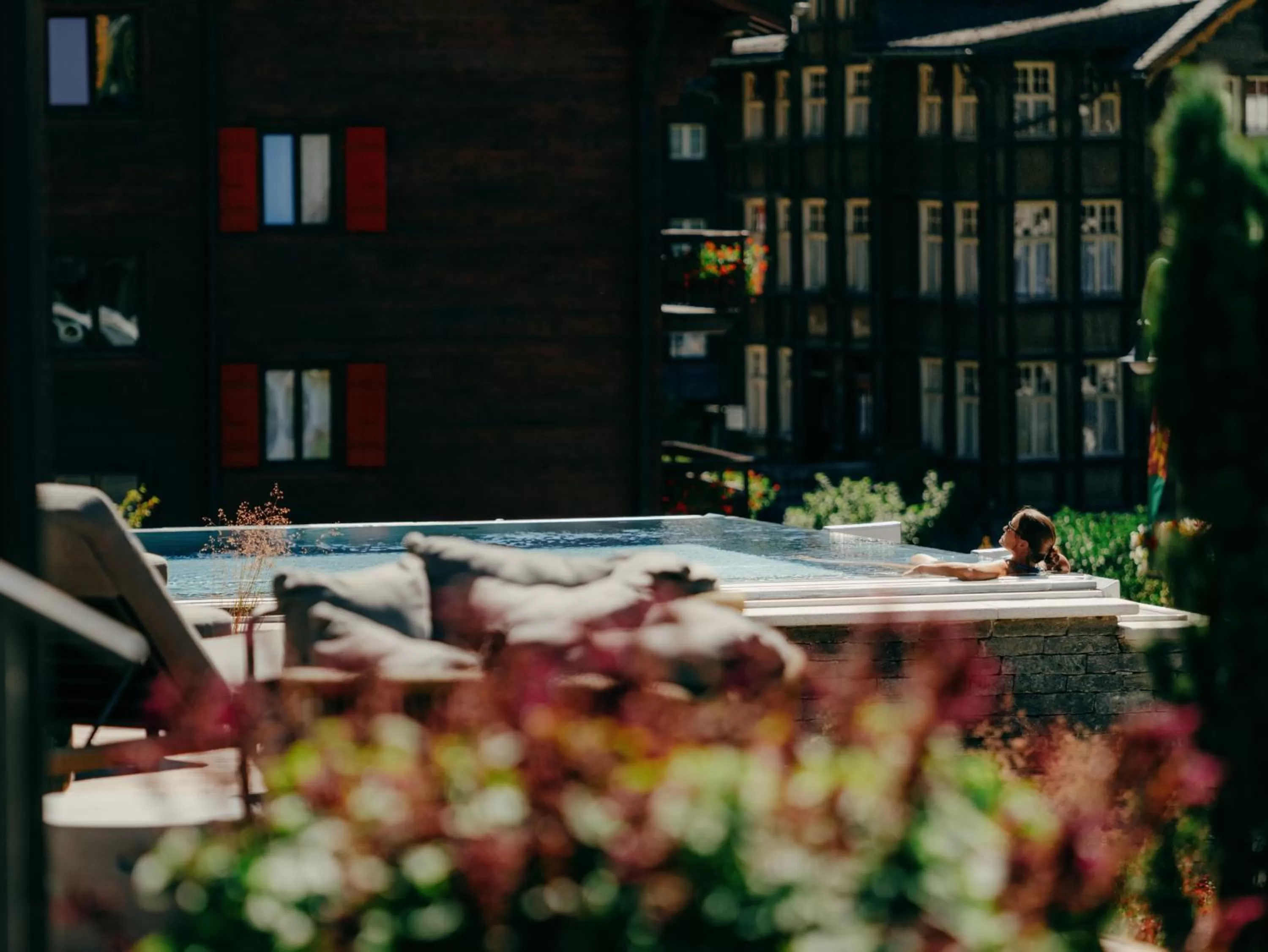 Pool view in BEAUSiTE Zermatt