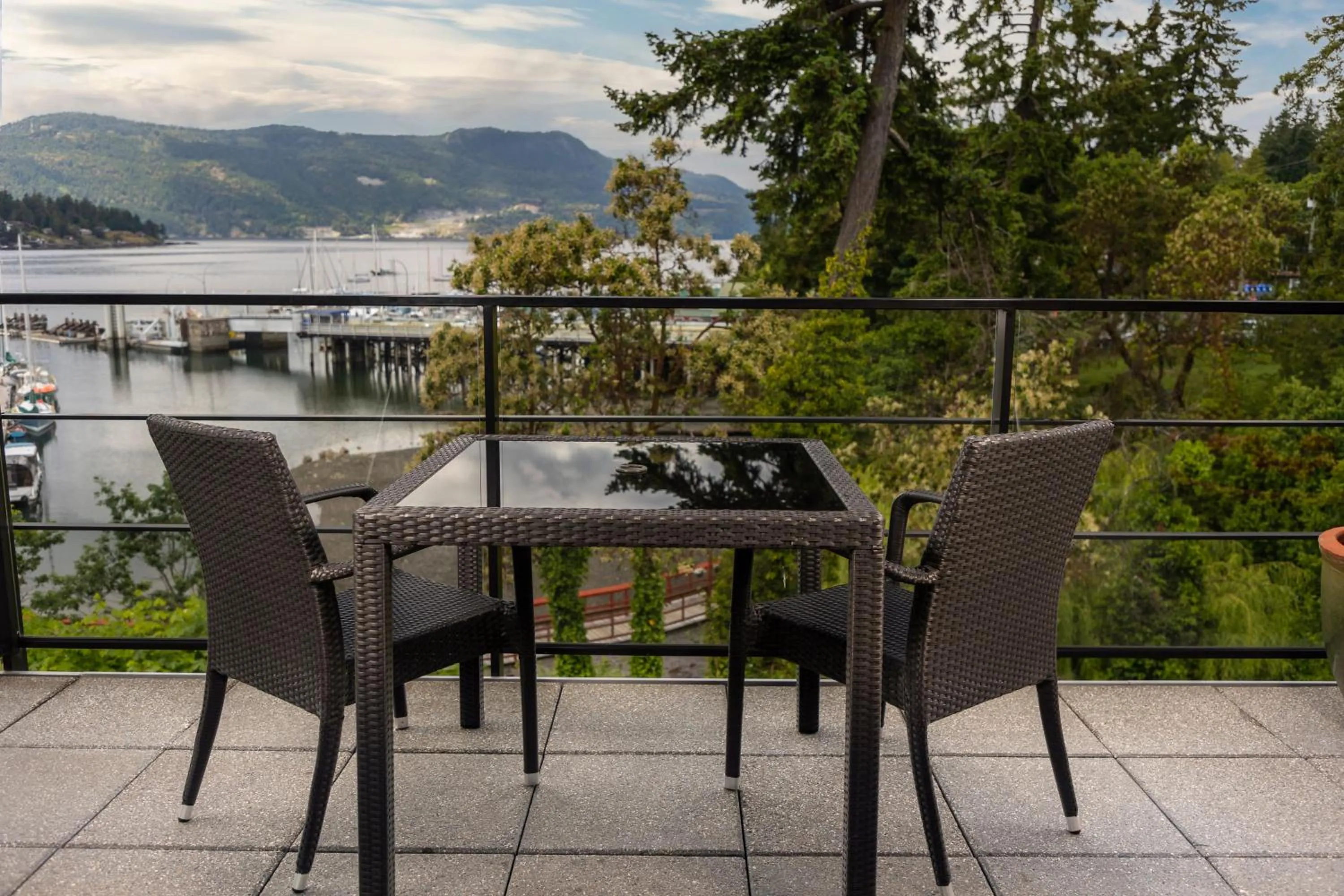 Balcony/Terrace in Brentwood Bay Resort & Spa