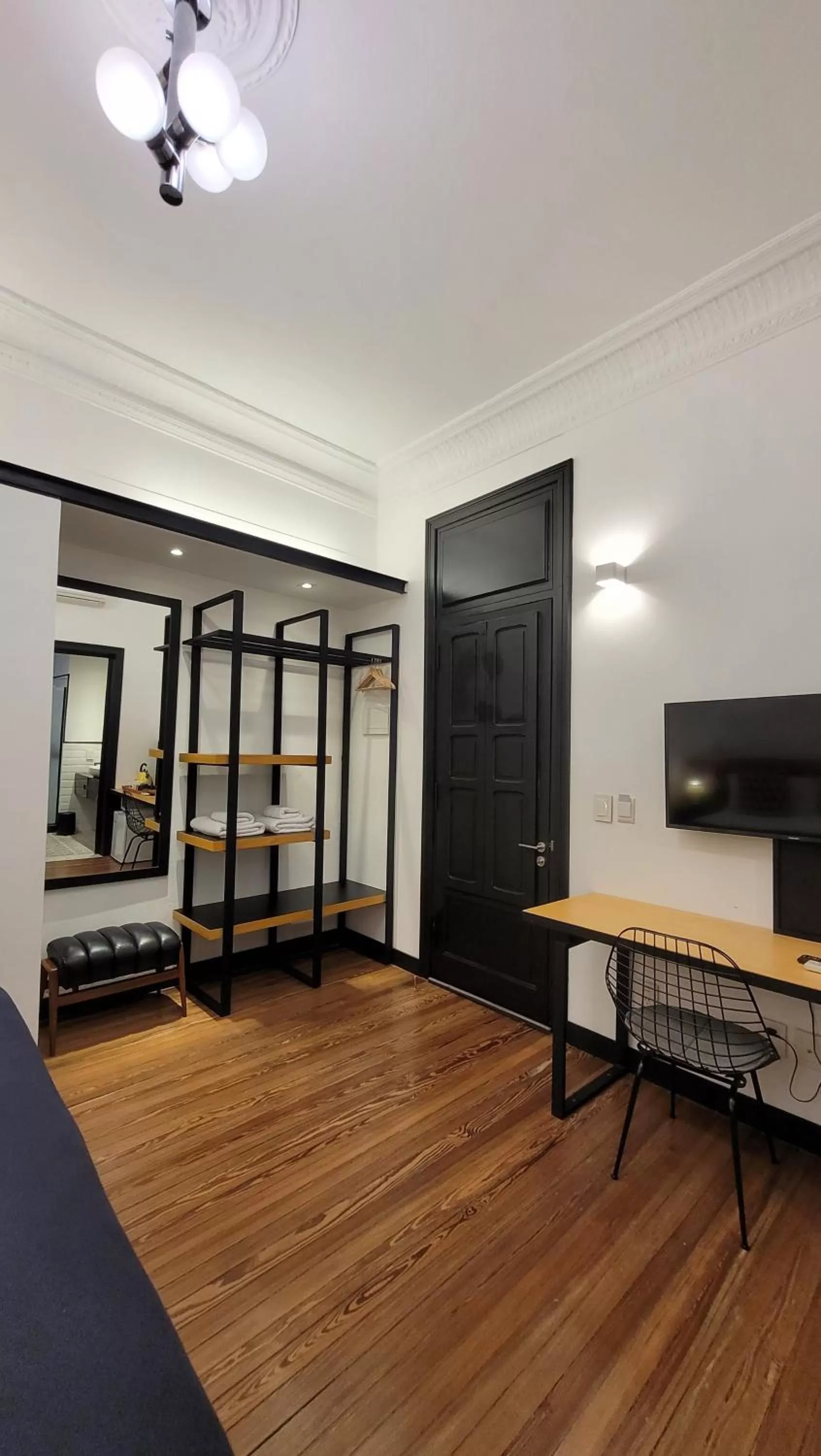 TV and multimedia, TV/Entertainment Center in FAUNA Montevideo