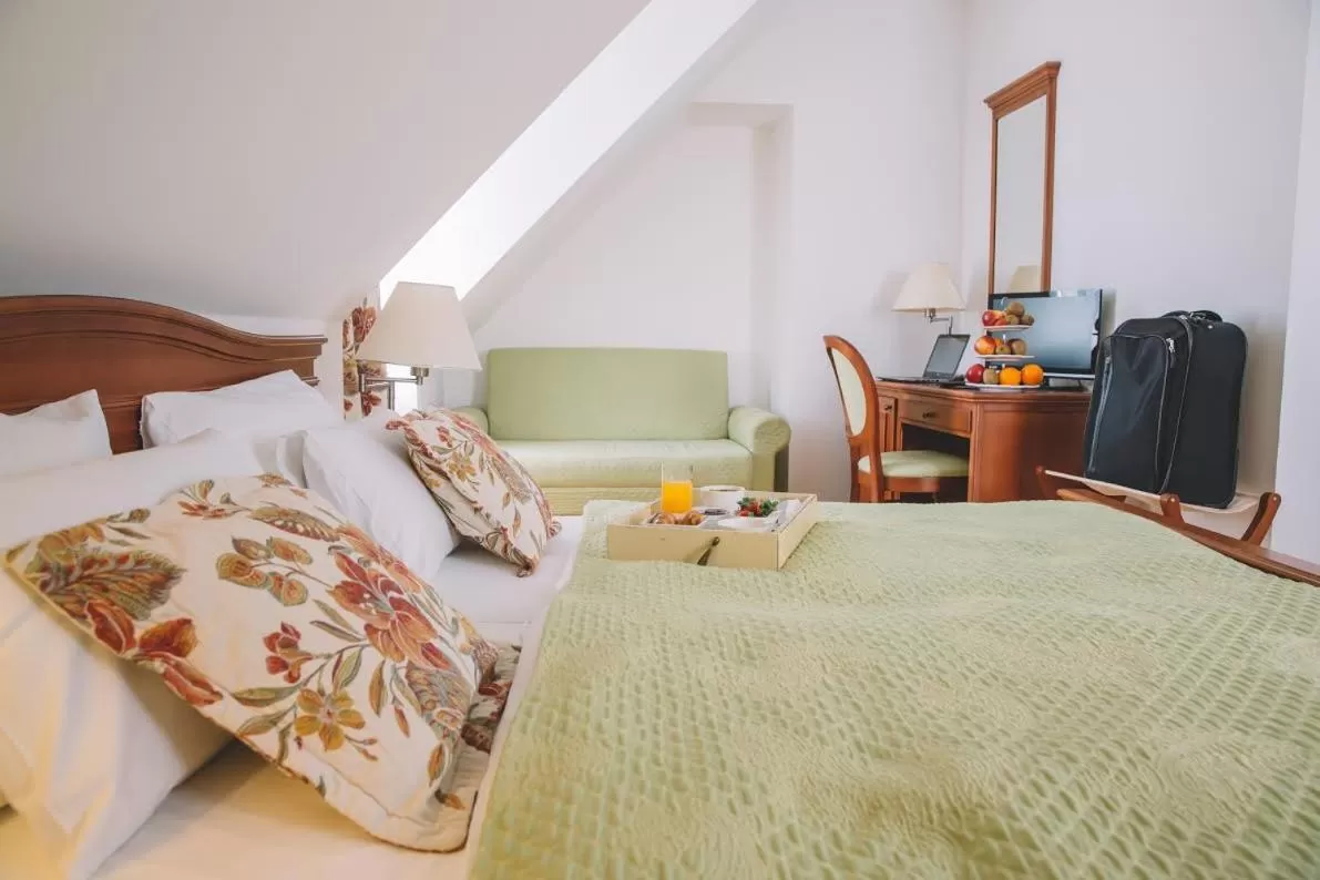 Bed in Heritage Hotel Frankopan