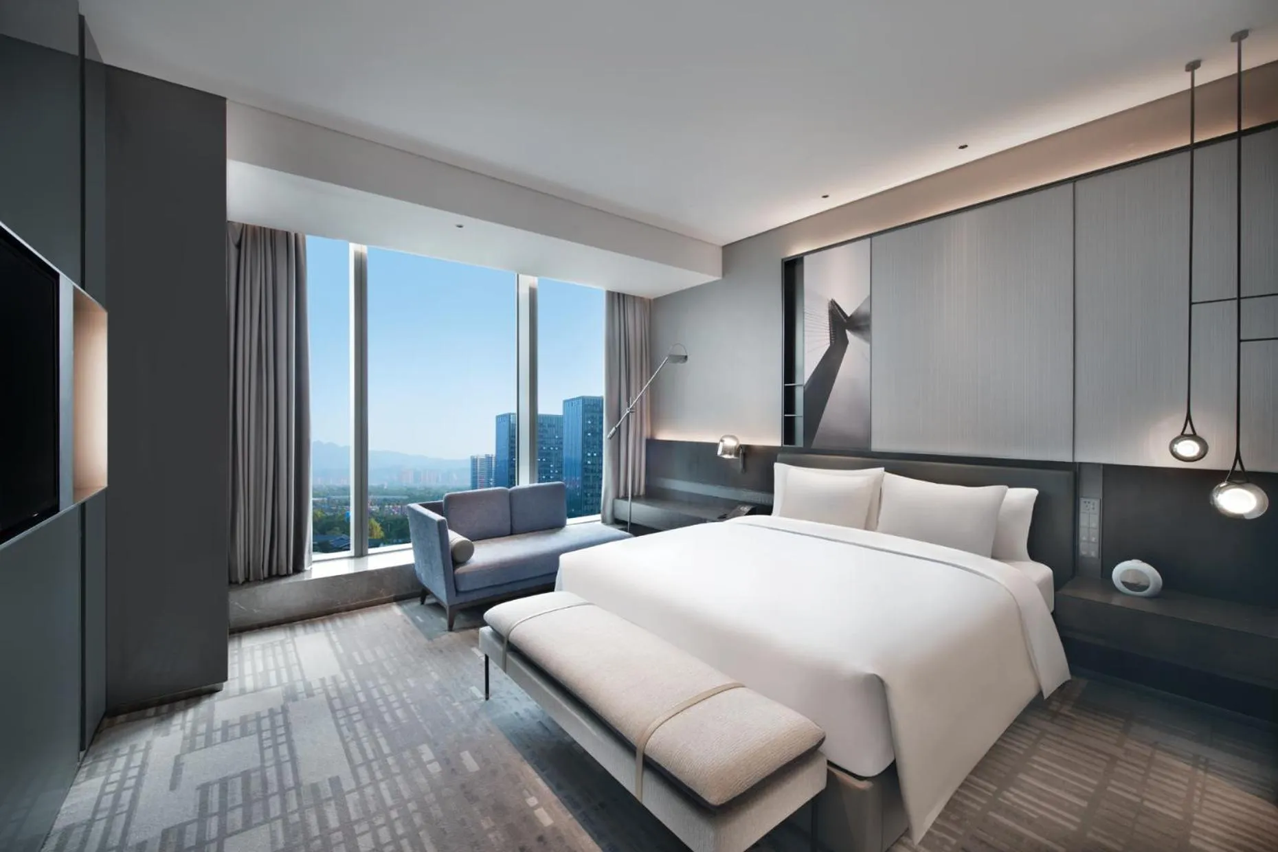 Photo of the whole room, Bed in Crowne Plaza Hangzhou Science City by IHG
