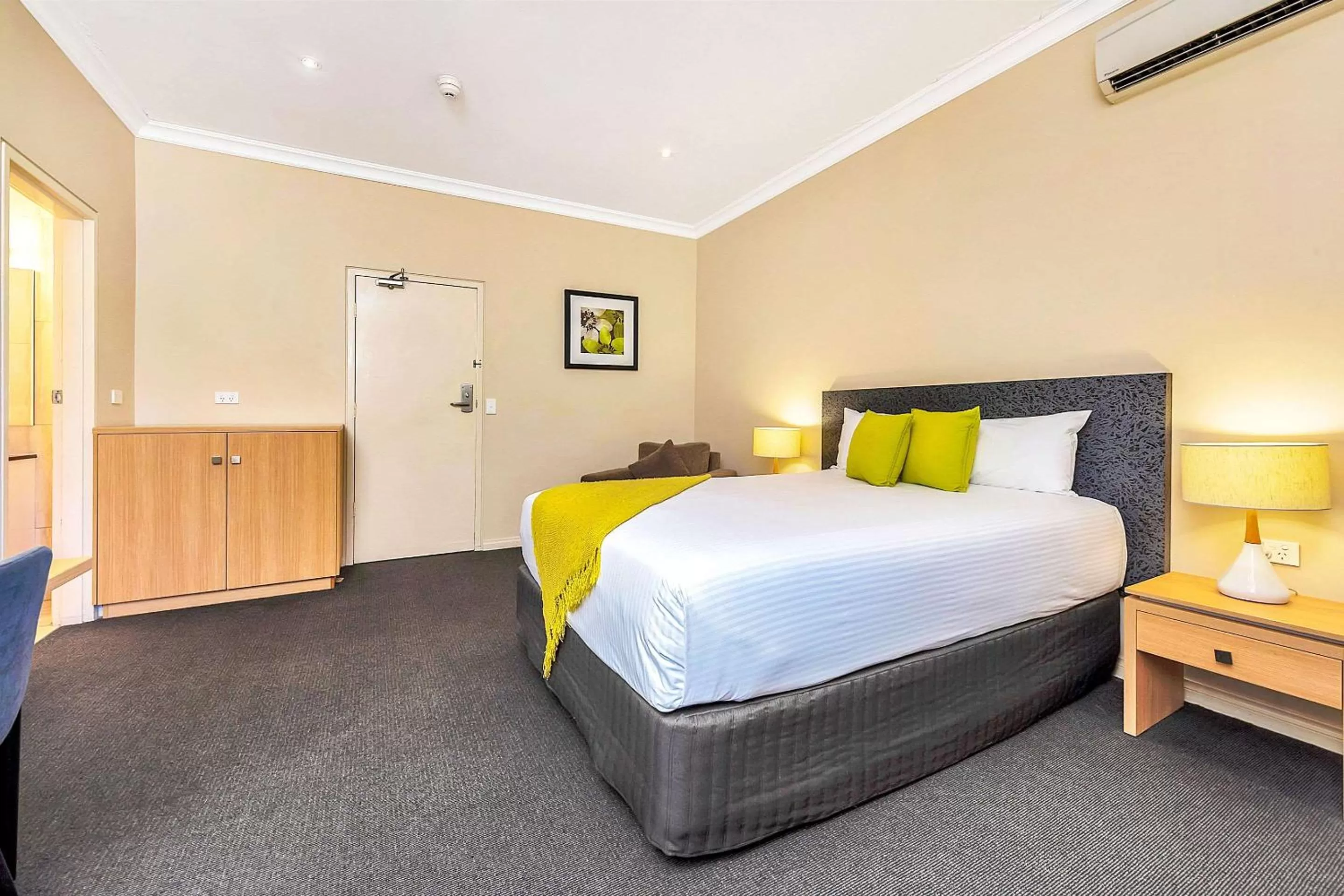 Photo of the whole room, Bed in Comfort Inn & Suites Sombrero