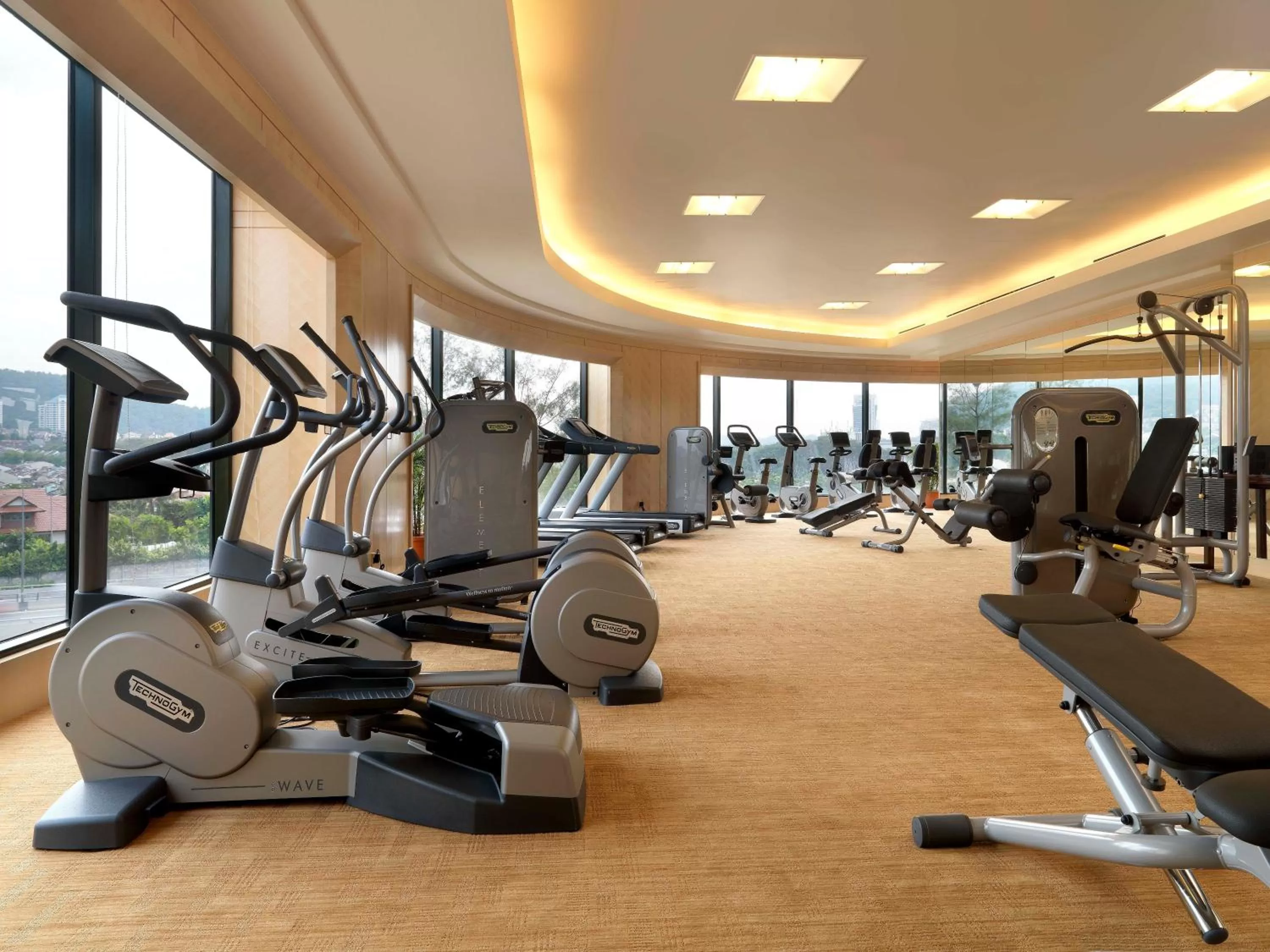 Fitness centre/facilities in One World Hotel