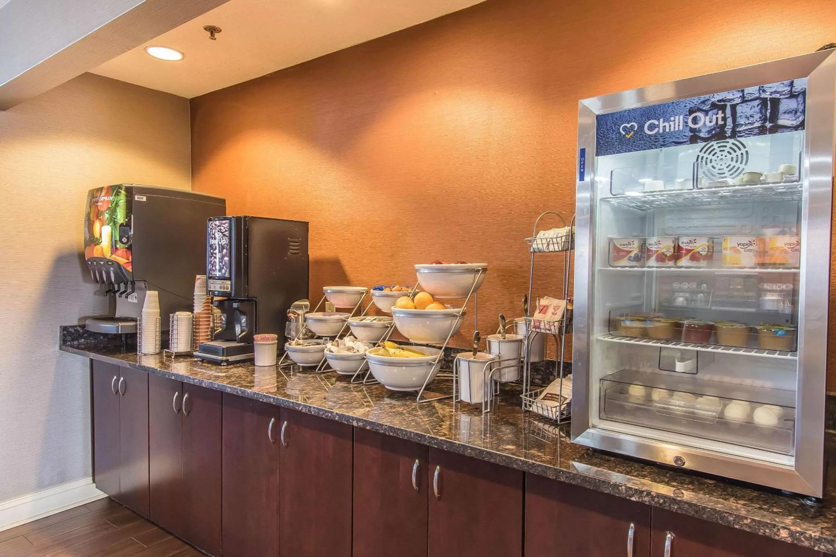 Restaurant/places to eat in Comfort Suites Richmond