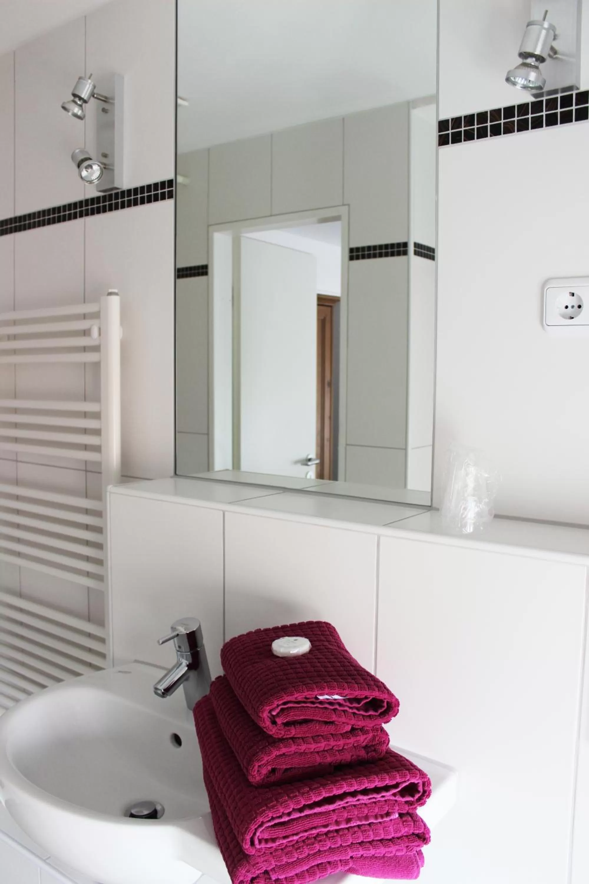 Photo of the whole room in Hotel im Kupferkessel