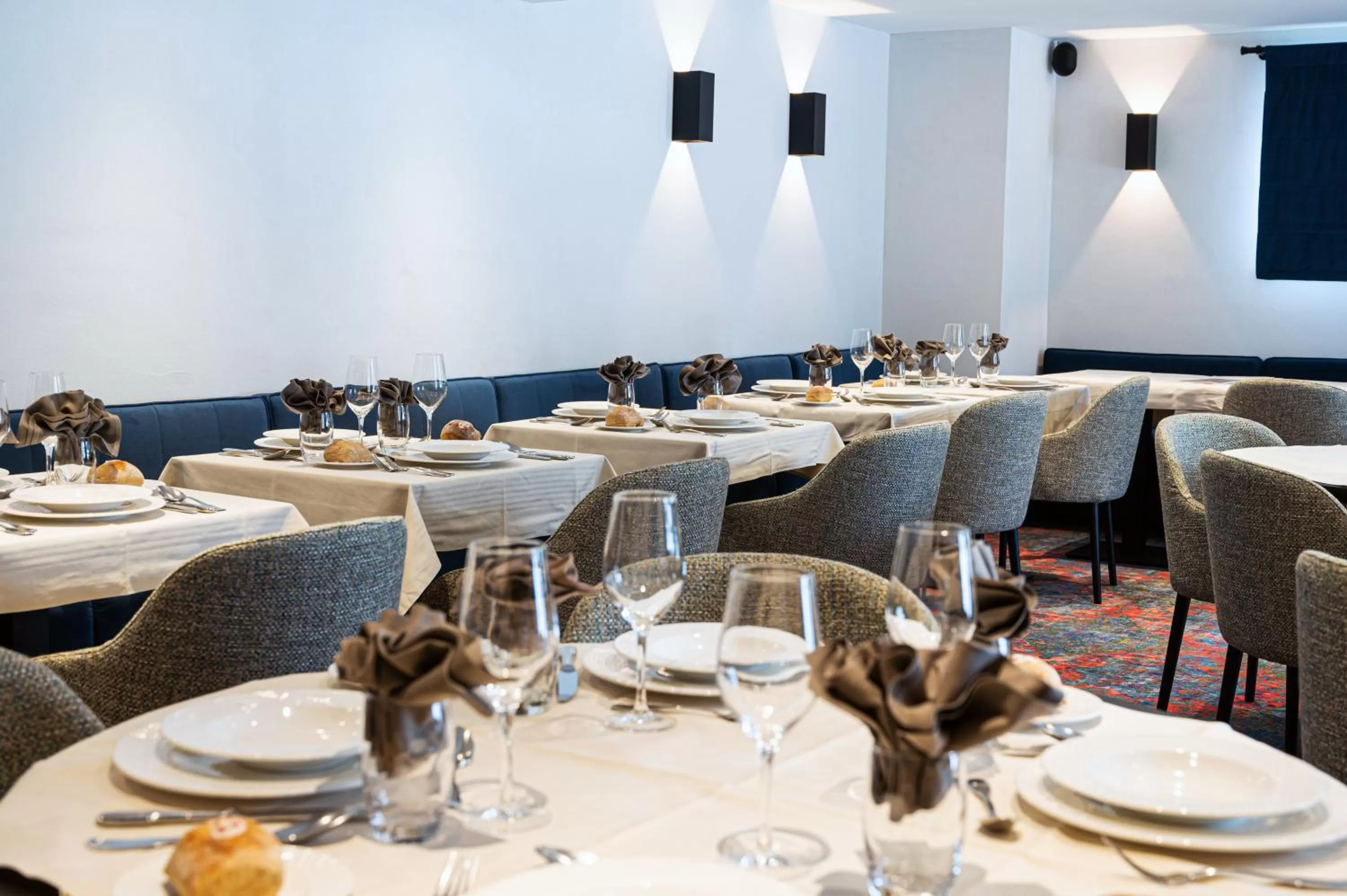 Breakfast in Hôtel L'Aigle du Montana by Les Etincelles