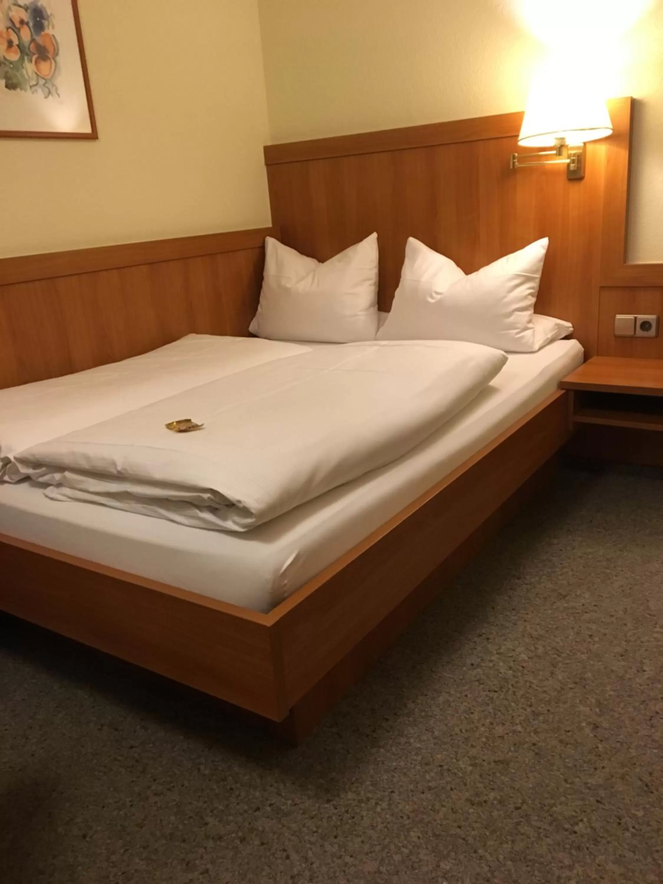 Bed in Hotel Engel