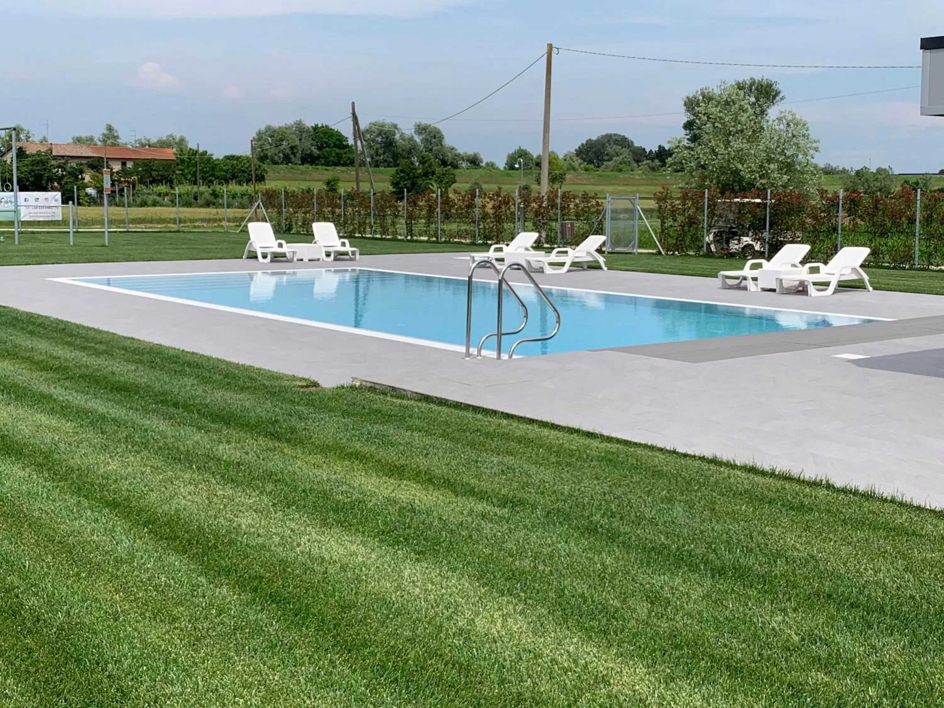 Swimming pool in Country House Campofiore