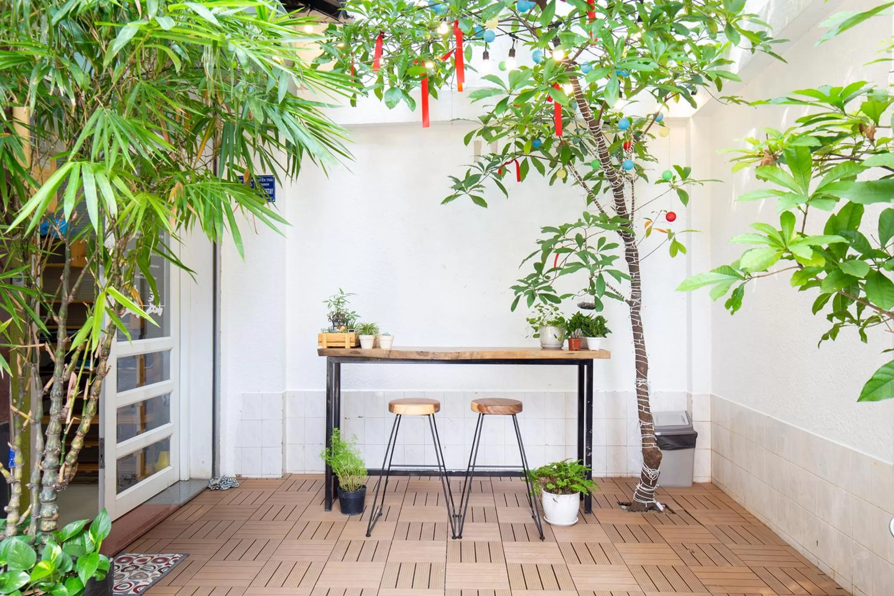 Balcony/Terrace in HOSTIE SAIGON [WANDERLUST Home]