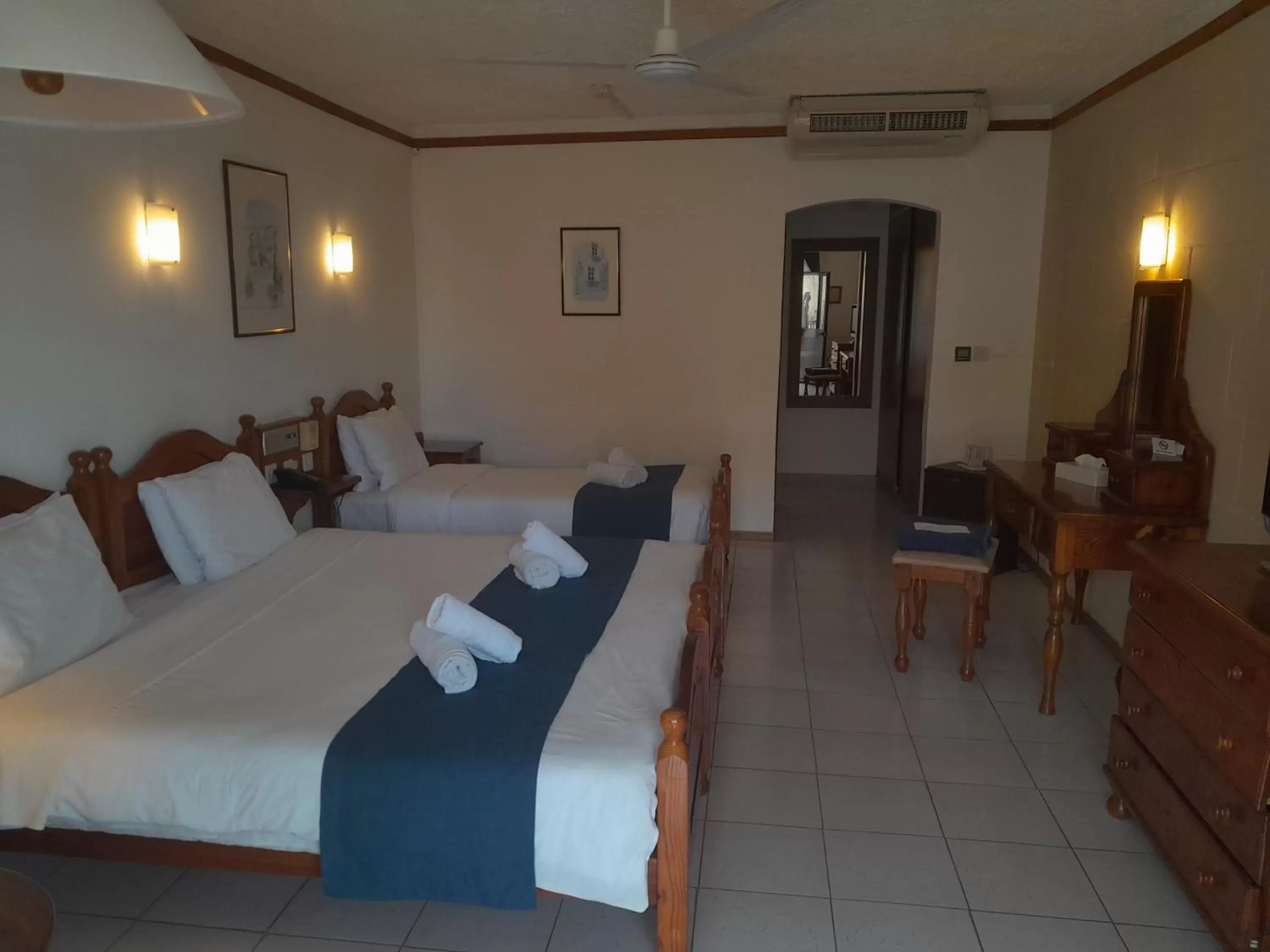 Triple Room in Cornucopia Hotel Triple Room in Cornucopia Hotel