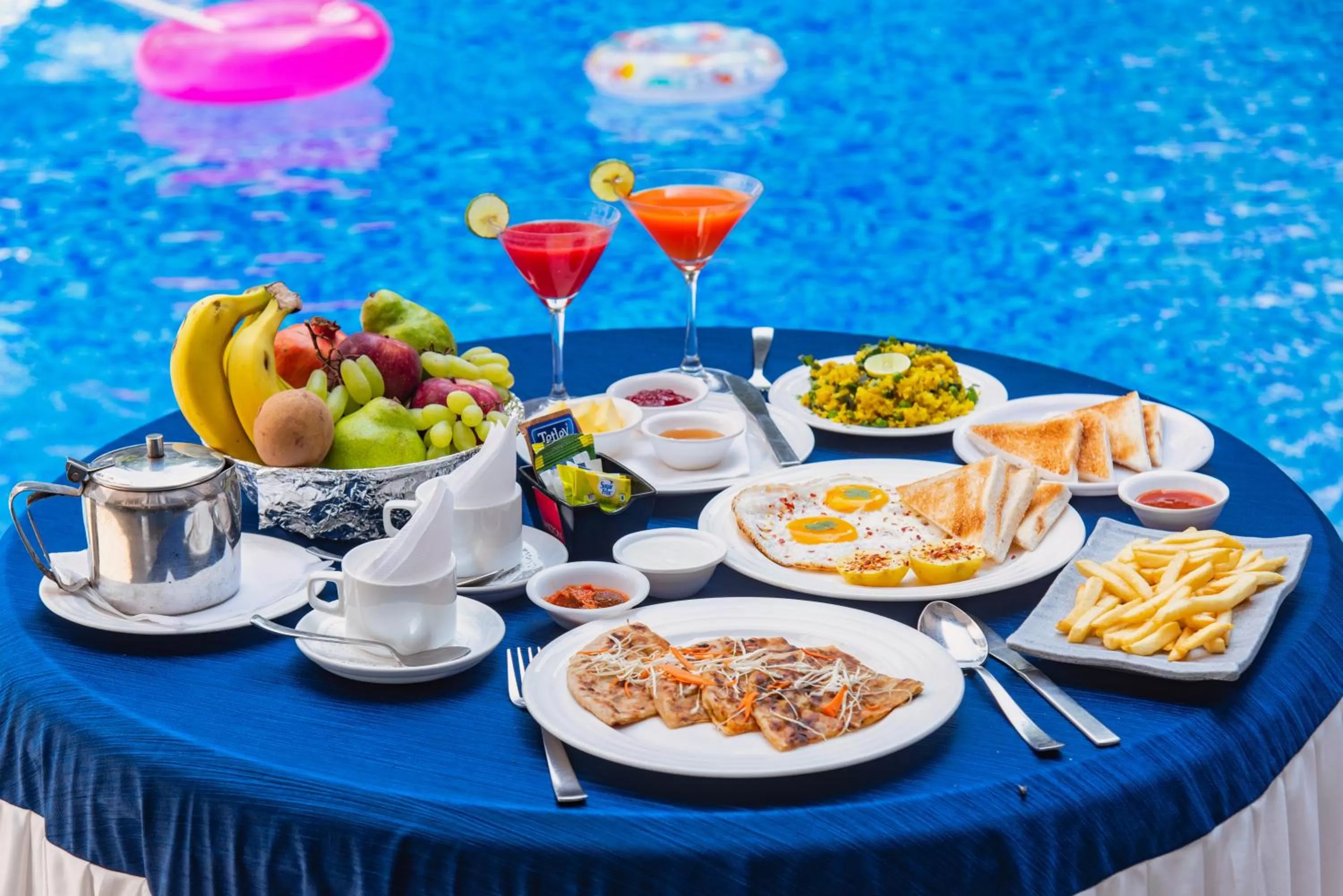 Food and drinks in Mayur Retreat & Spa