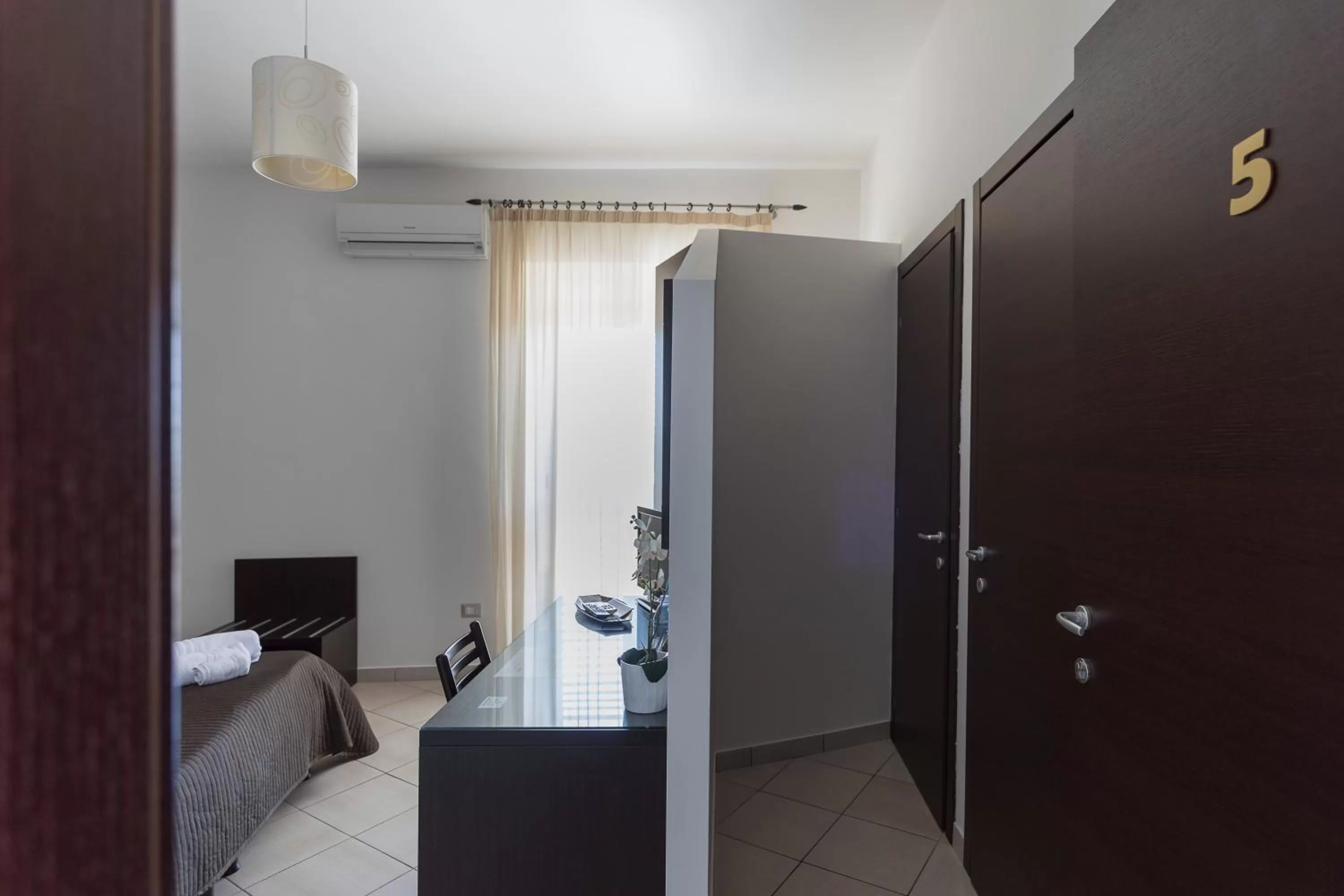 Photo of the whole room, Bed in Beatus Suites And Rooms B&B