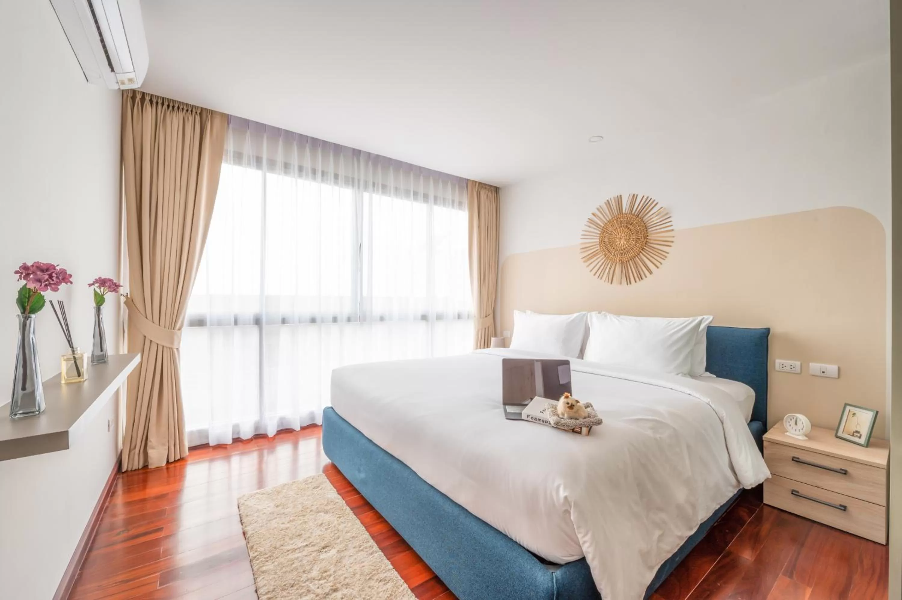 Bedroom, Bed in HOMA Si Racha