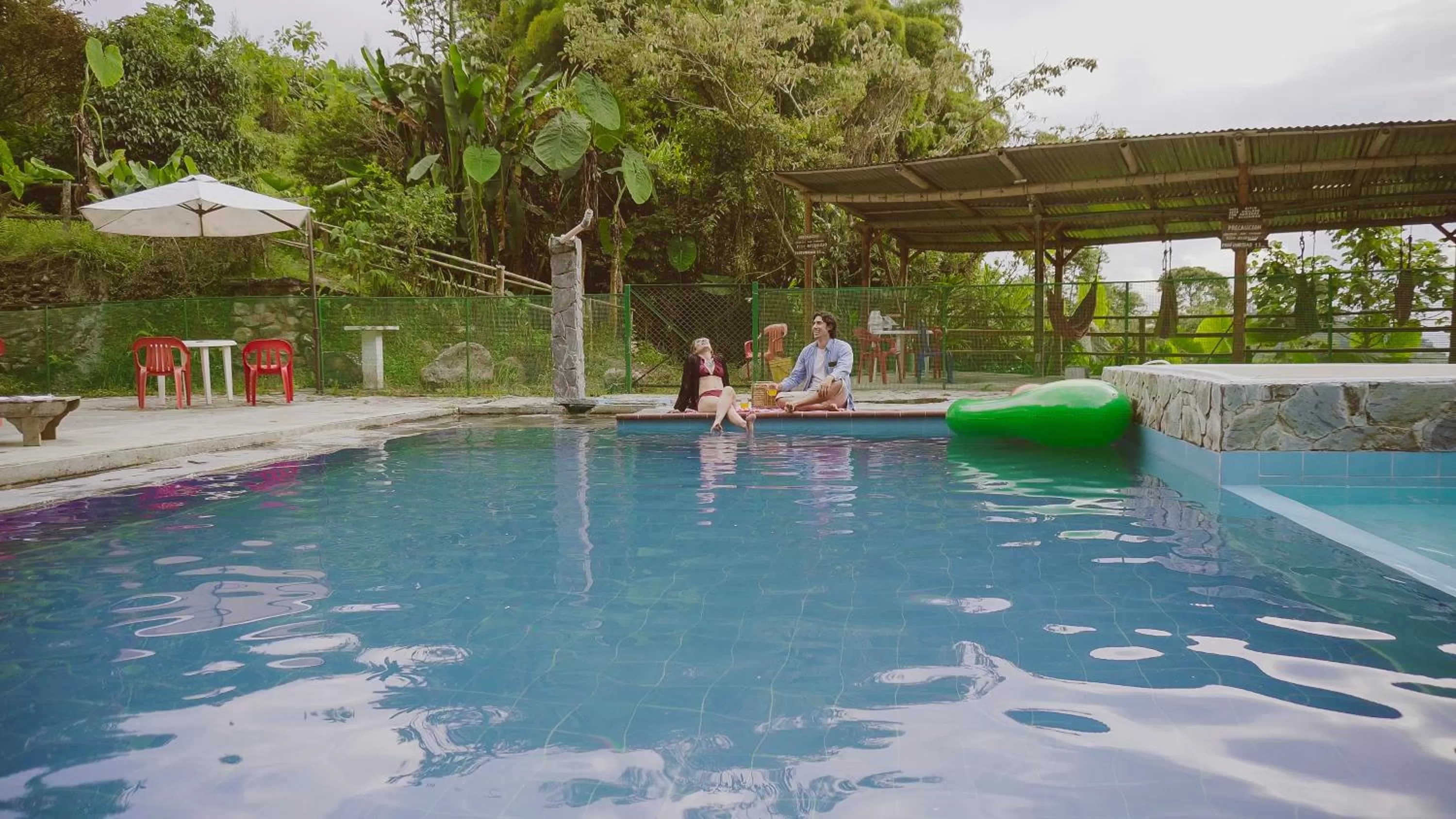 People, Swimming Pool in Eco Lodge La Juanita