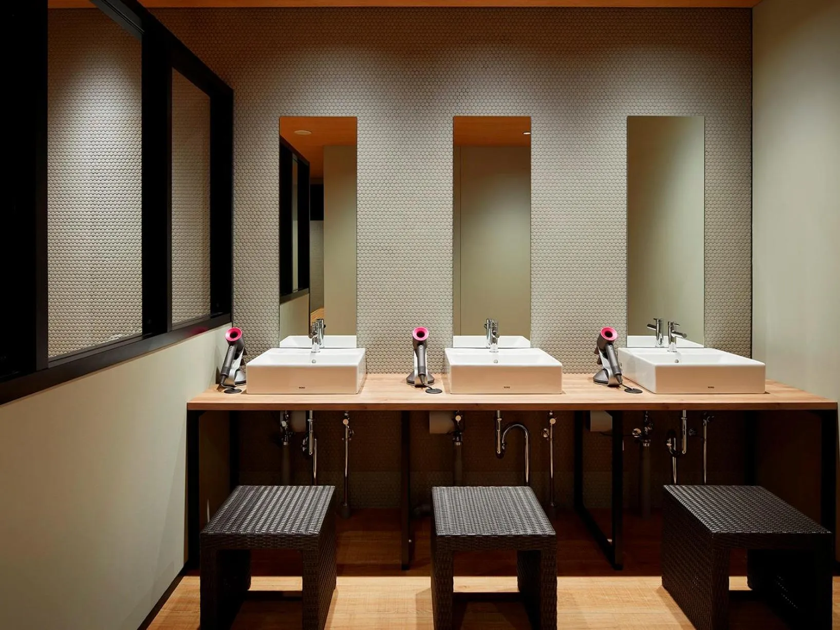 Public Bath in hotel androoms Shin-Osaka