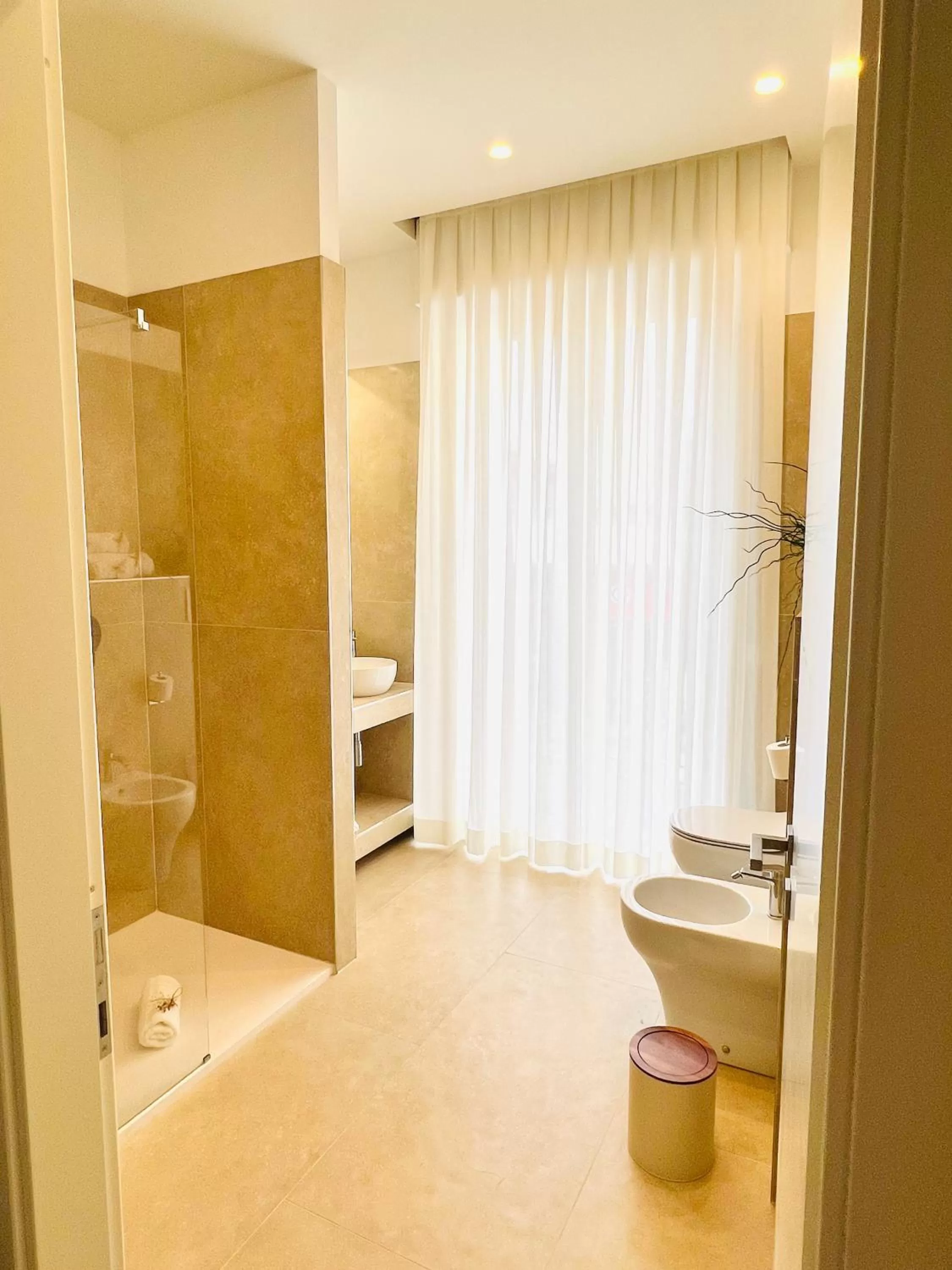 Bathroom in Lucentum