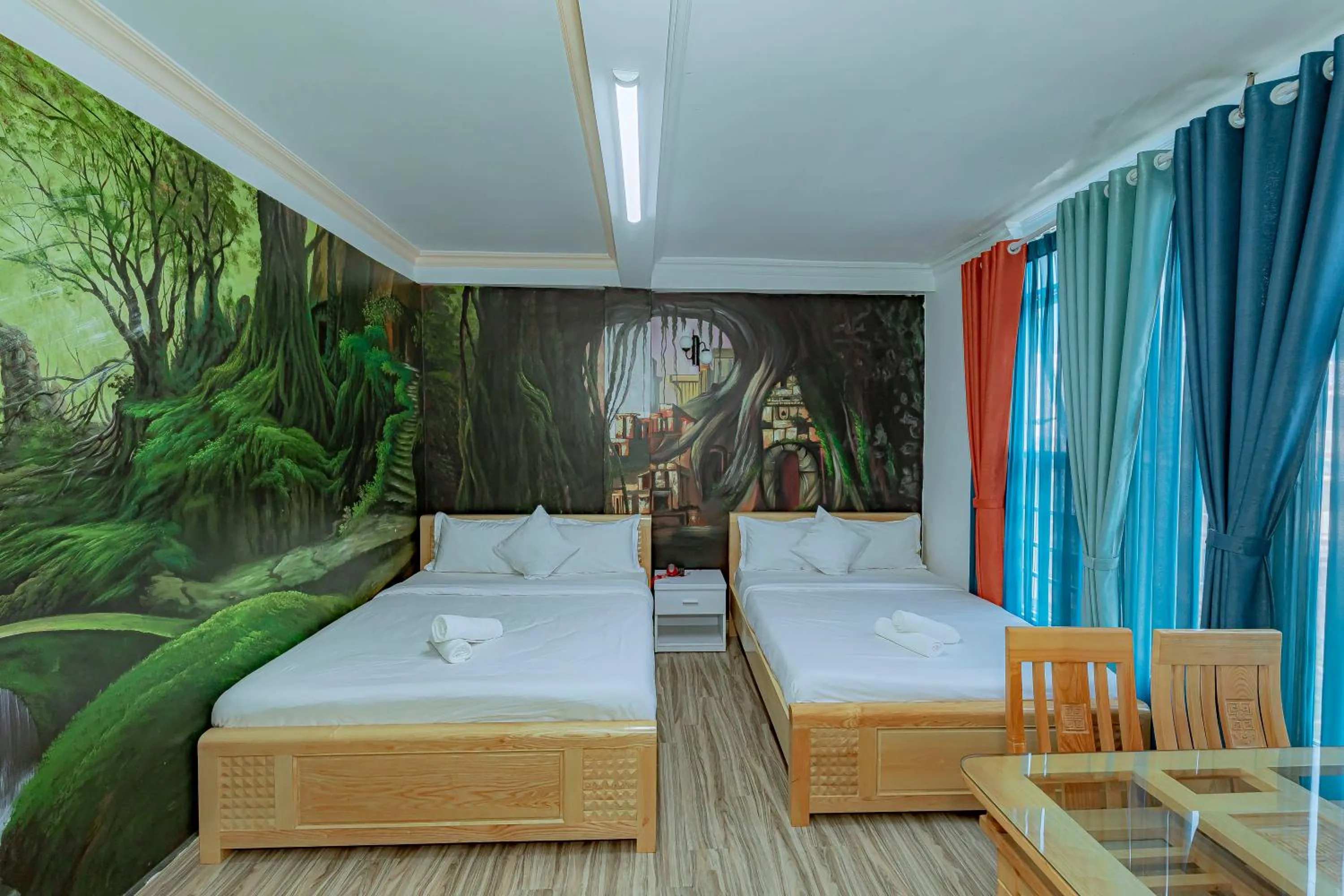 Ken's Backpackers Hotel