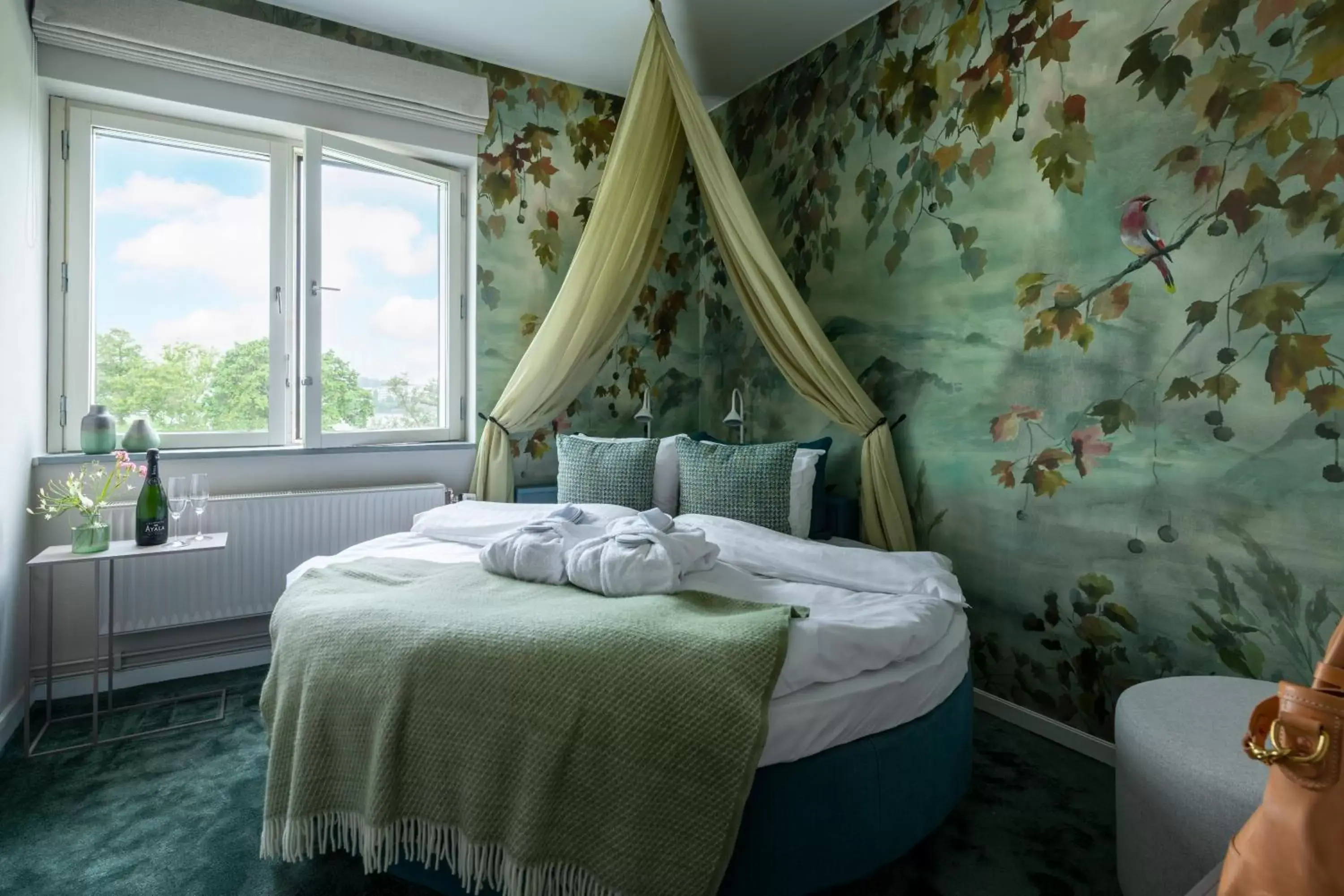 Superior Queen Room with Round Bed (Excluding Spa) in Villa Lovik Superior Queen Room with Round Bed (Excluding Spa) in Villa Lovik