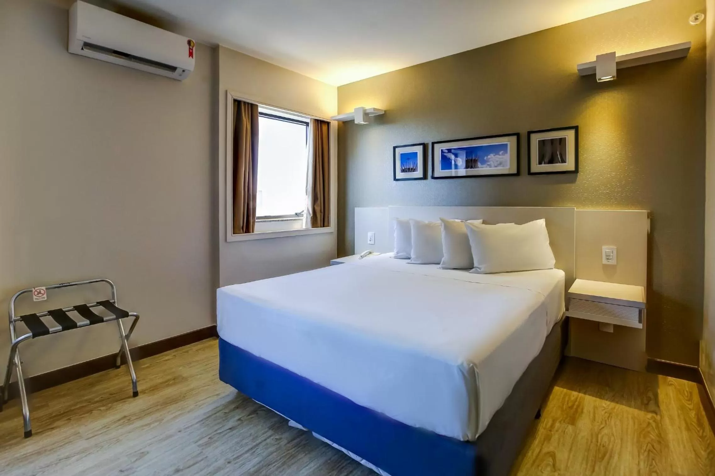 Bed in Comfort Suites Brasília