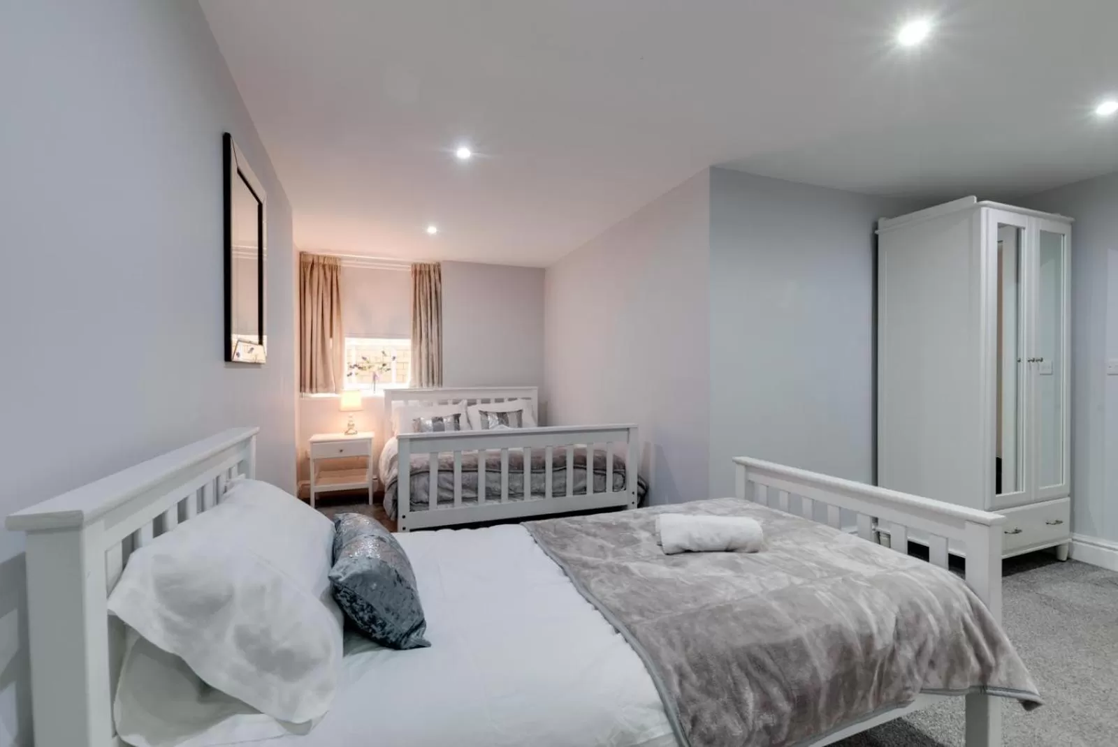 Bed in RST Rodney Street