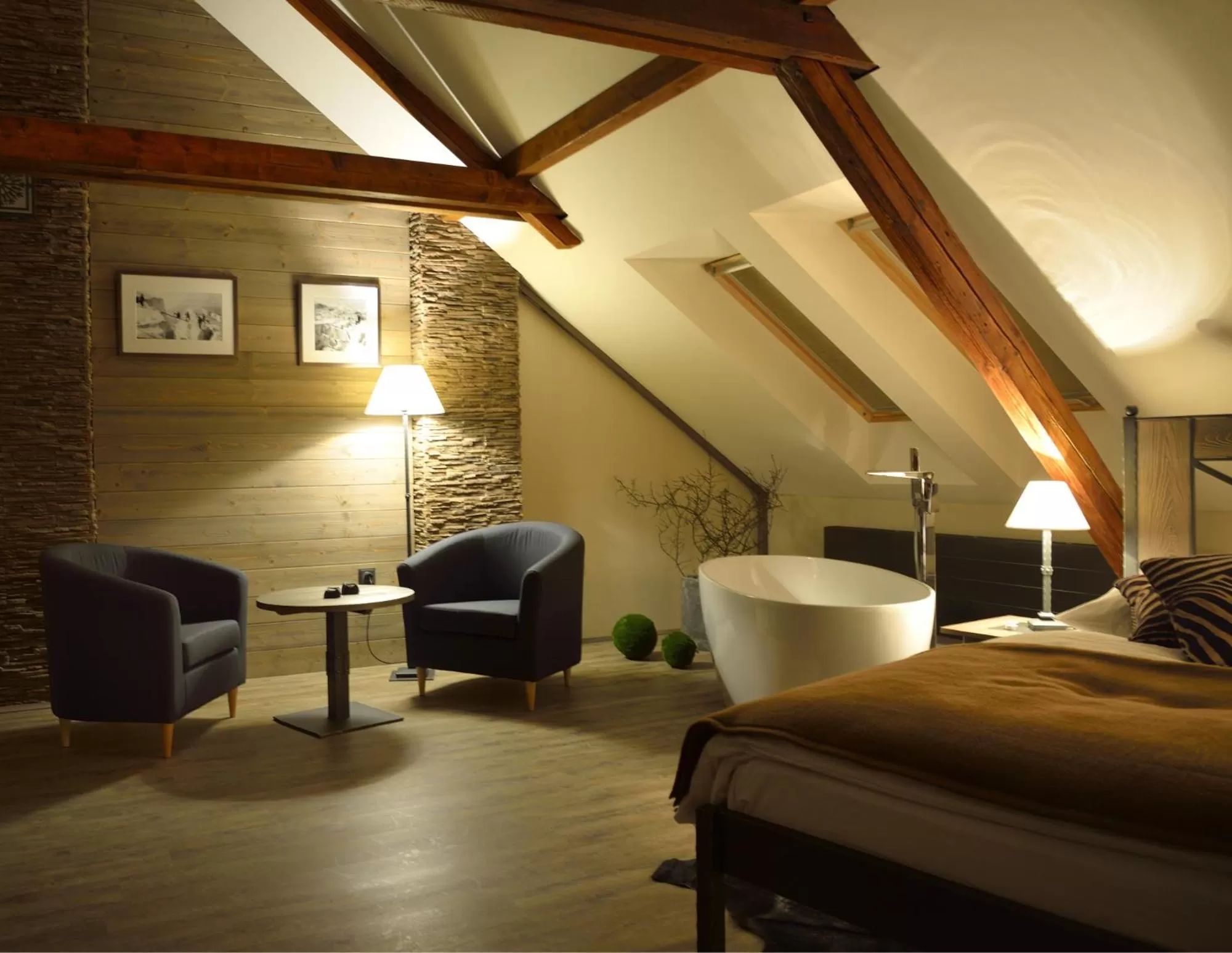 Hotel and restaurant Via Ironia