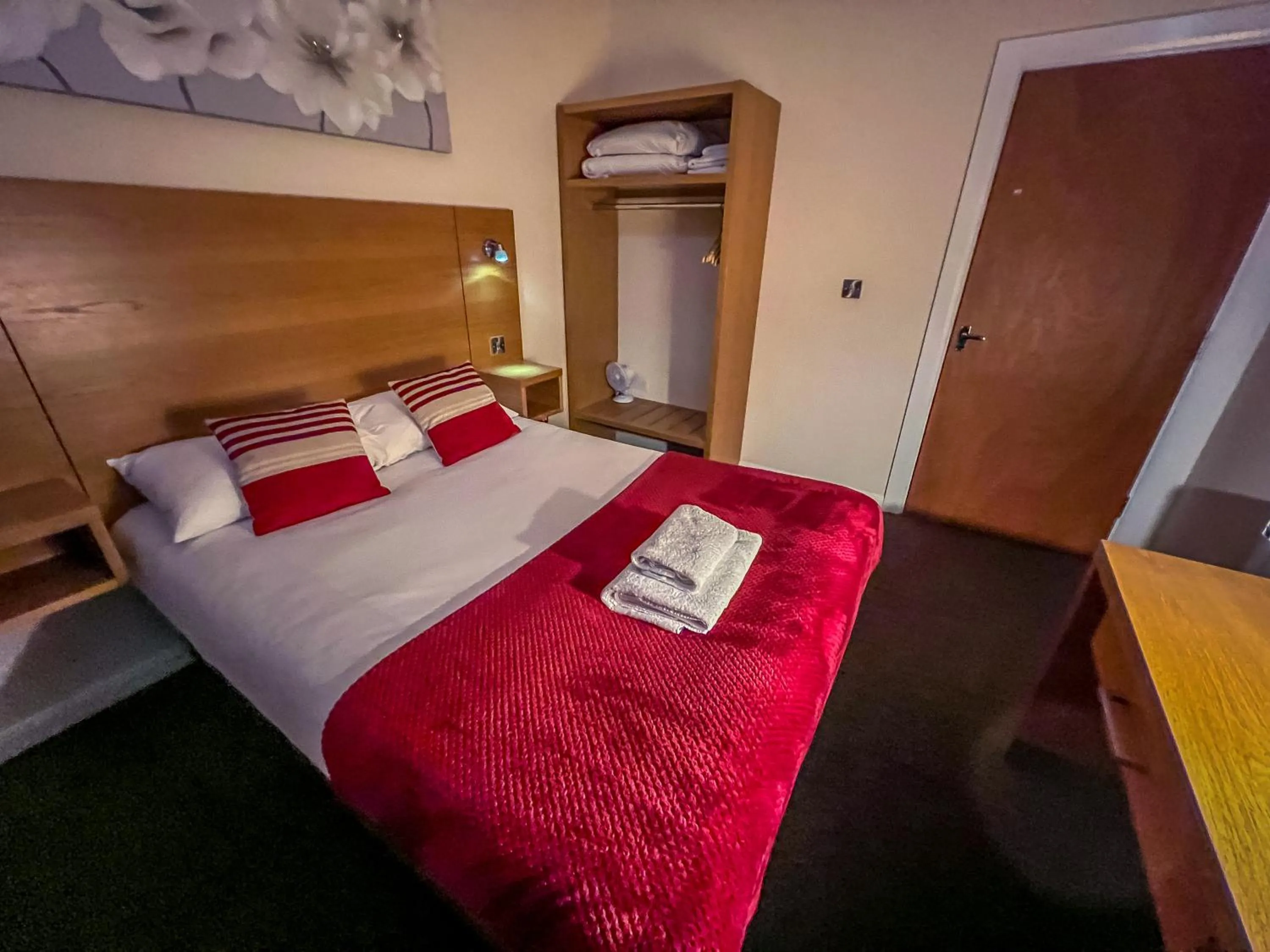 Bedroom in County Hall Apartment Hotel