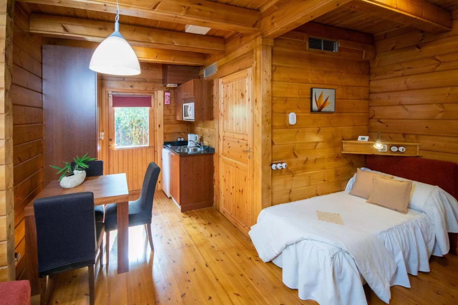 Bed in Hotel Somlom - ECO Friendly Montseny