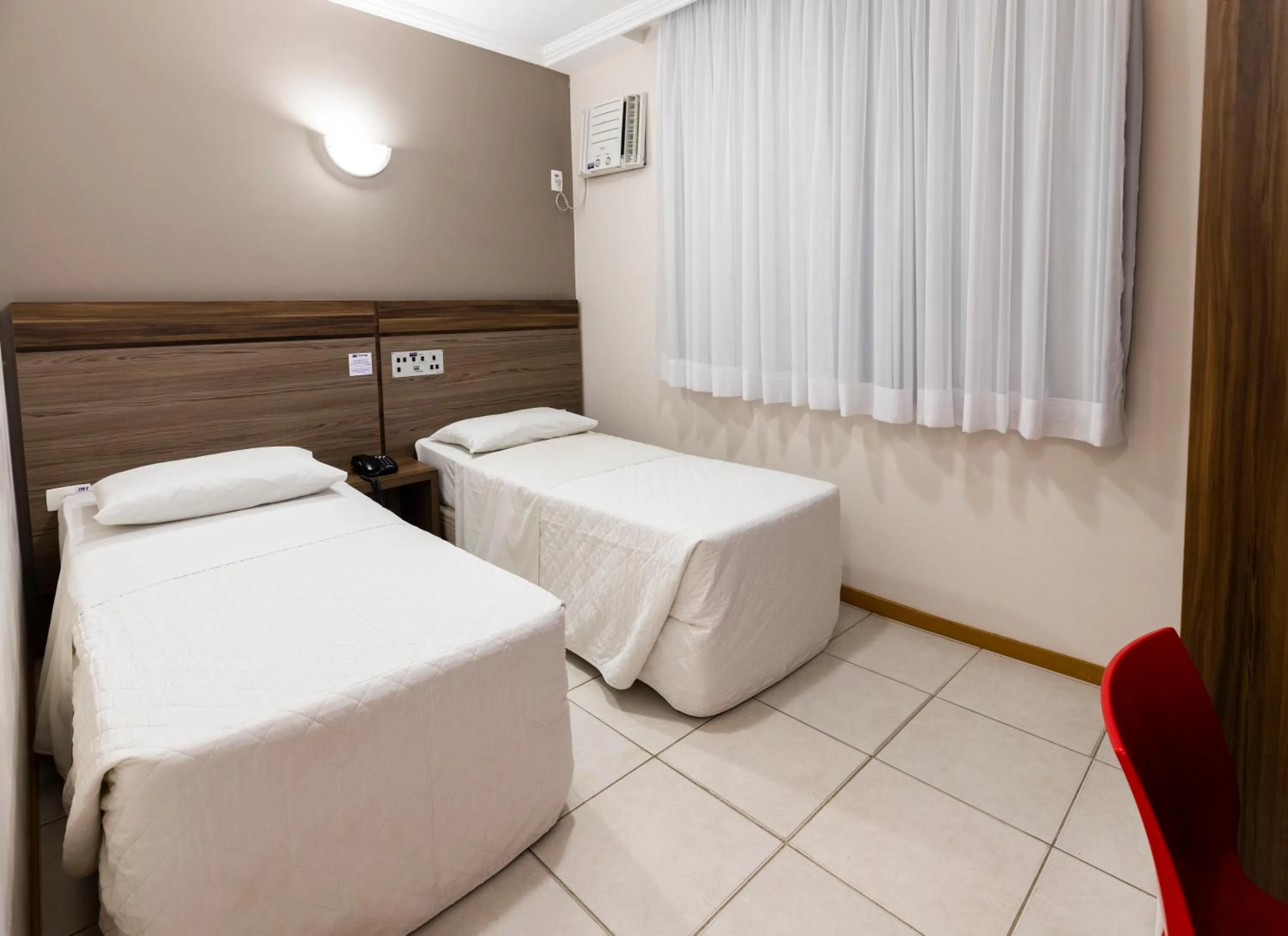 Bedroom, Bed in Centromar Hotel