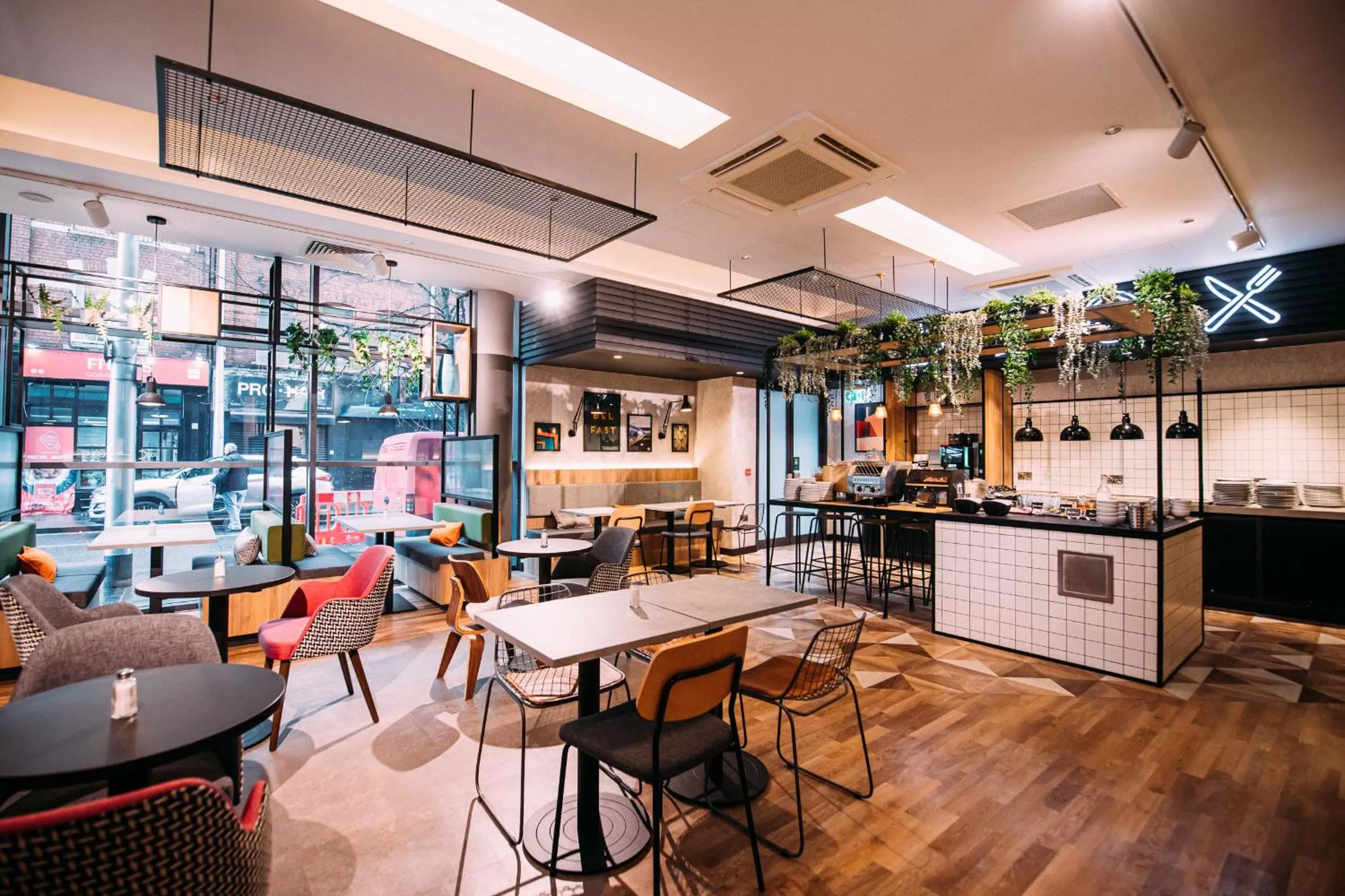 Breakfast in ibis Belfast City Centre