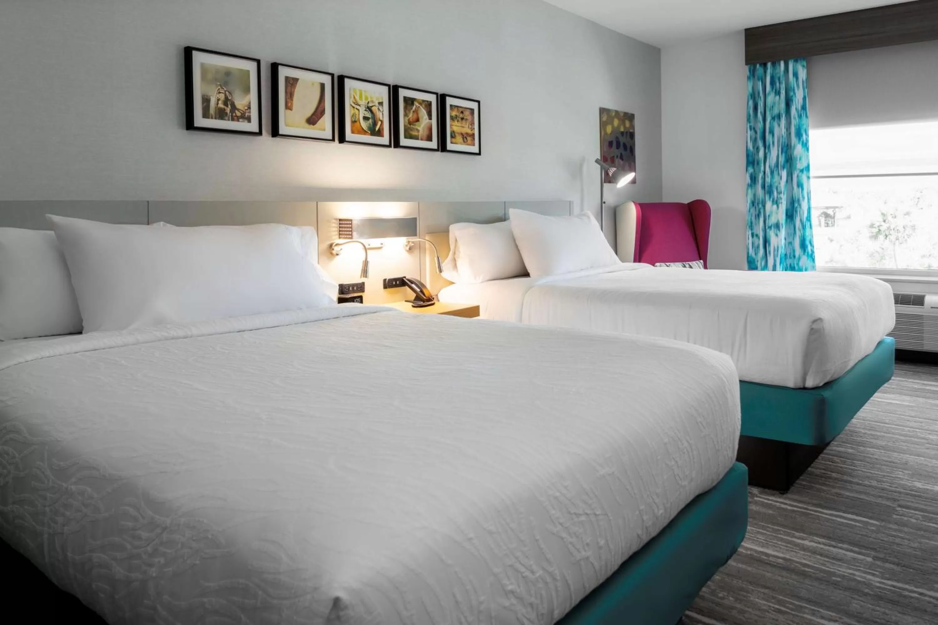 Bed in Hilton Garden Inn Ocala Downtown, Fl