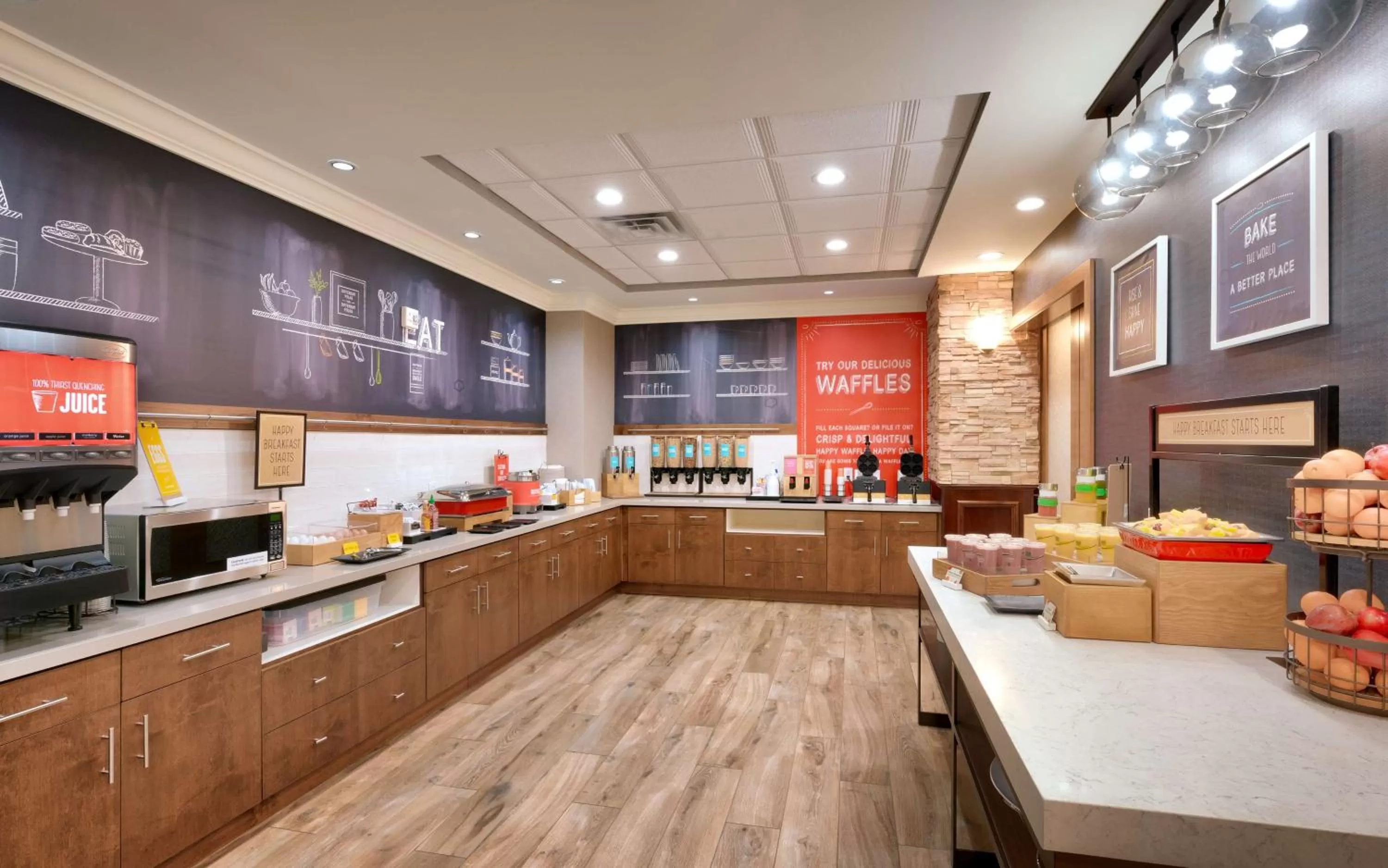 Breakfast in Hampton Inn & Suites Show Low-Pinetop