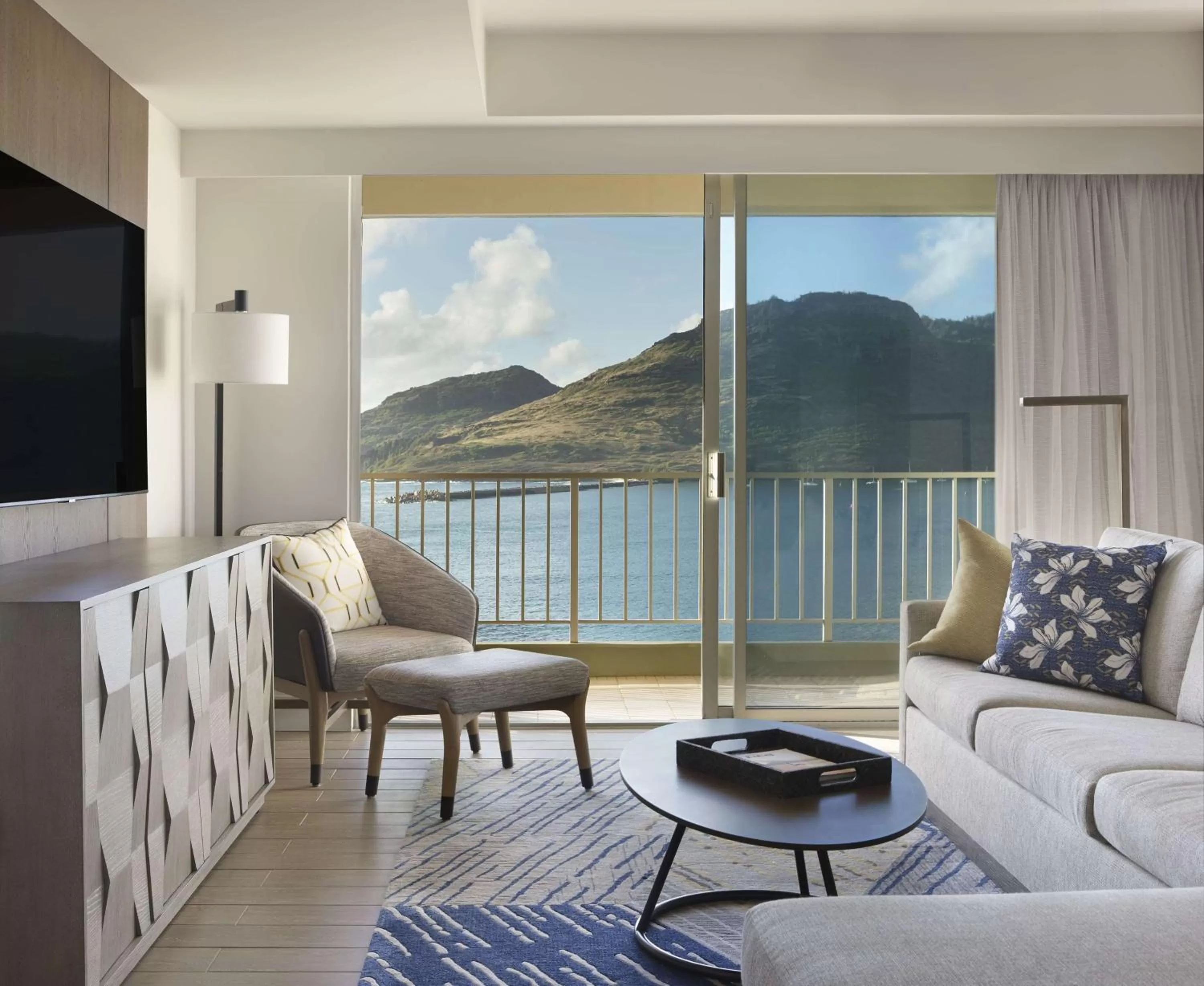 Photo of the whole room in The Royal Sonesta Kauai Resort Lihue