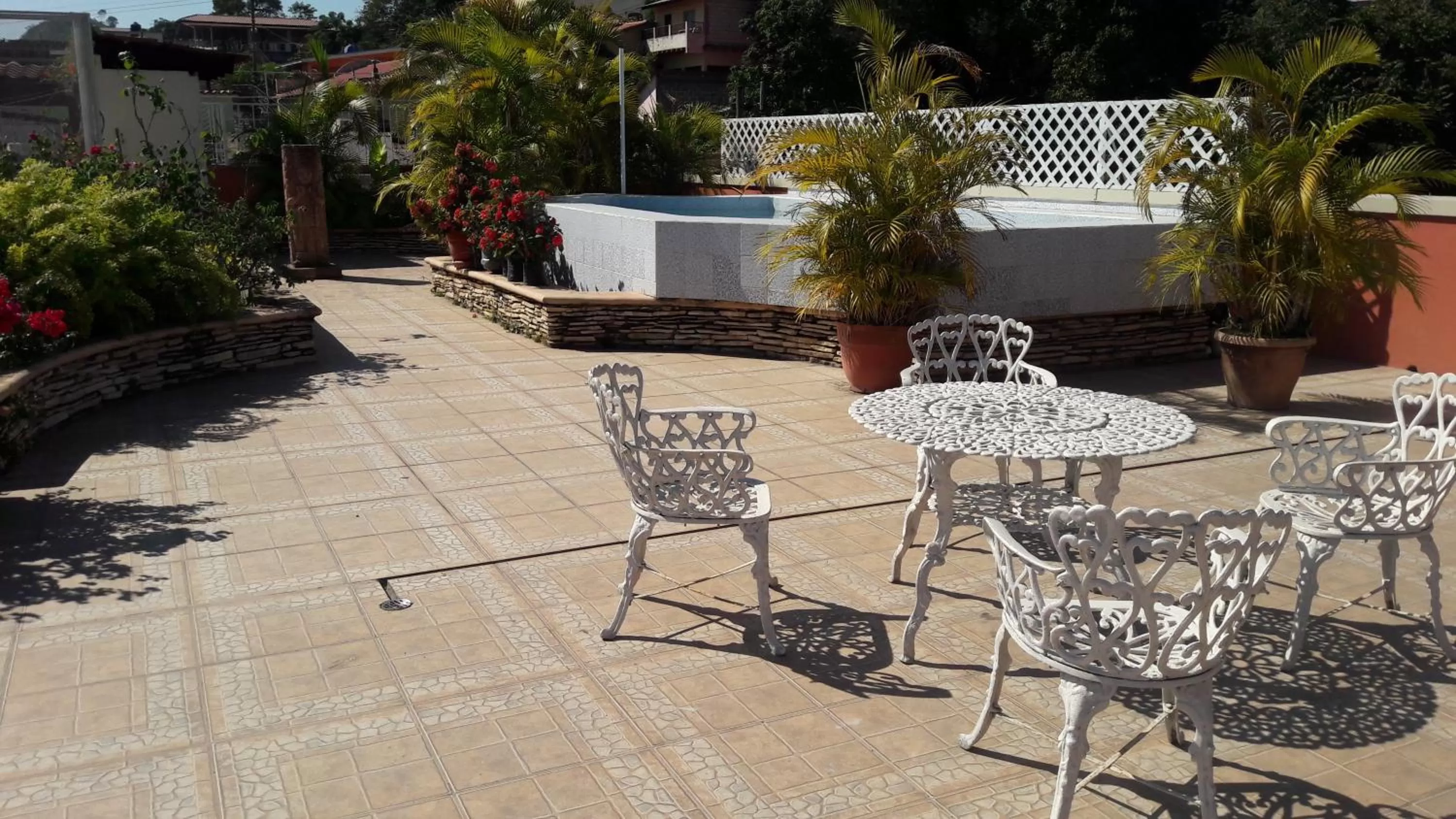 Patio in Hotel Acropolis Maya