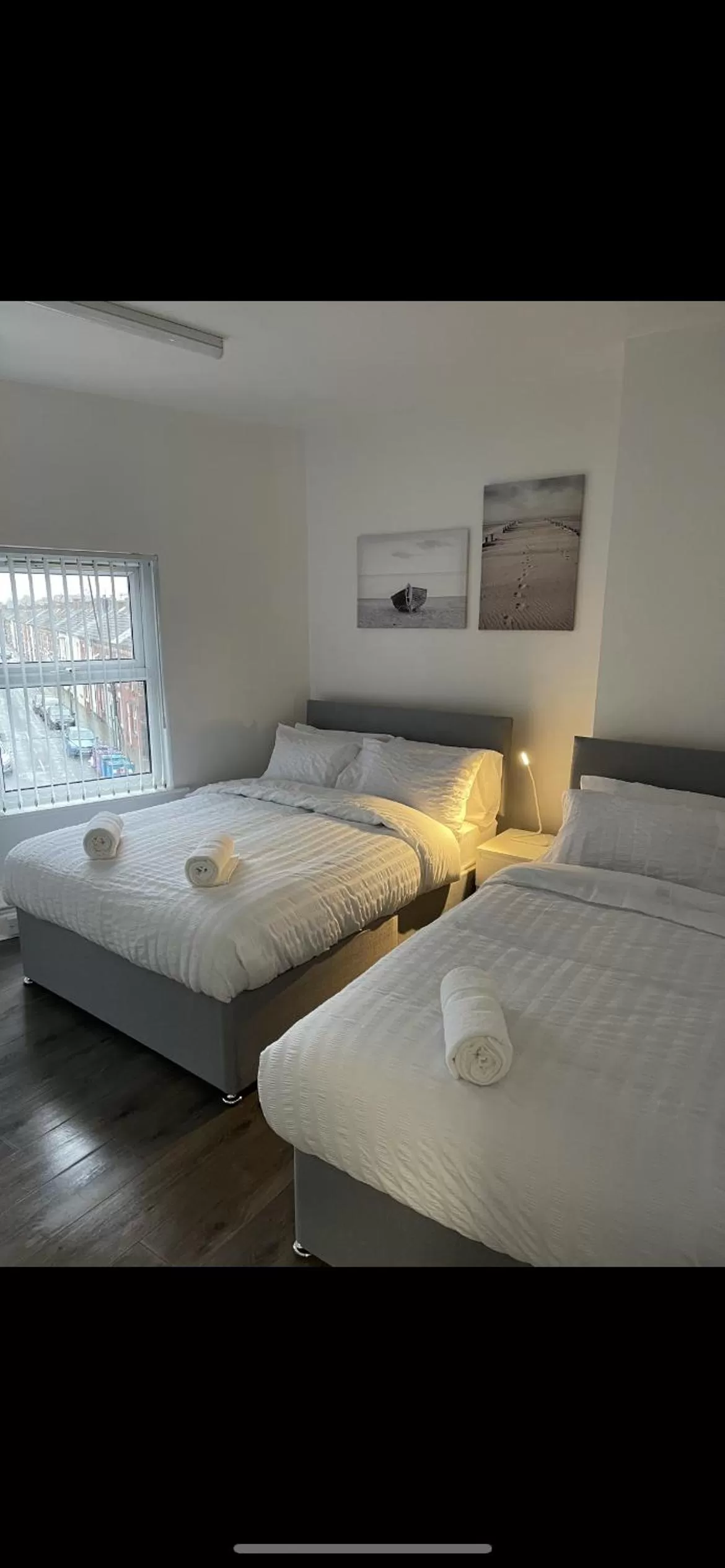 Bed in County road rooms