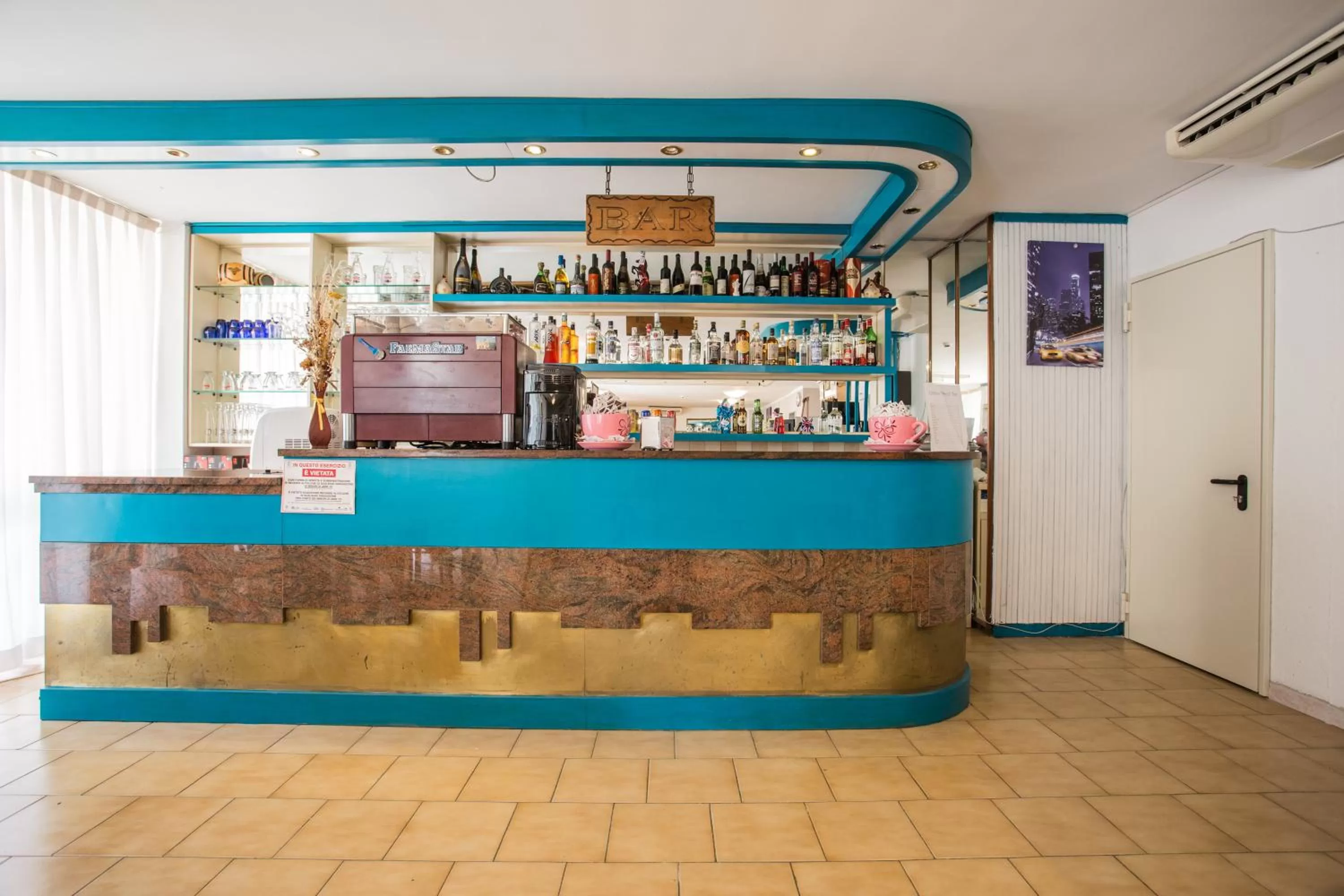 Communal lounge/ TV room in Hotel Sant'Angelo