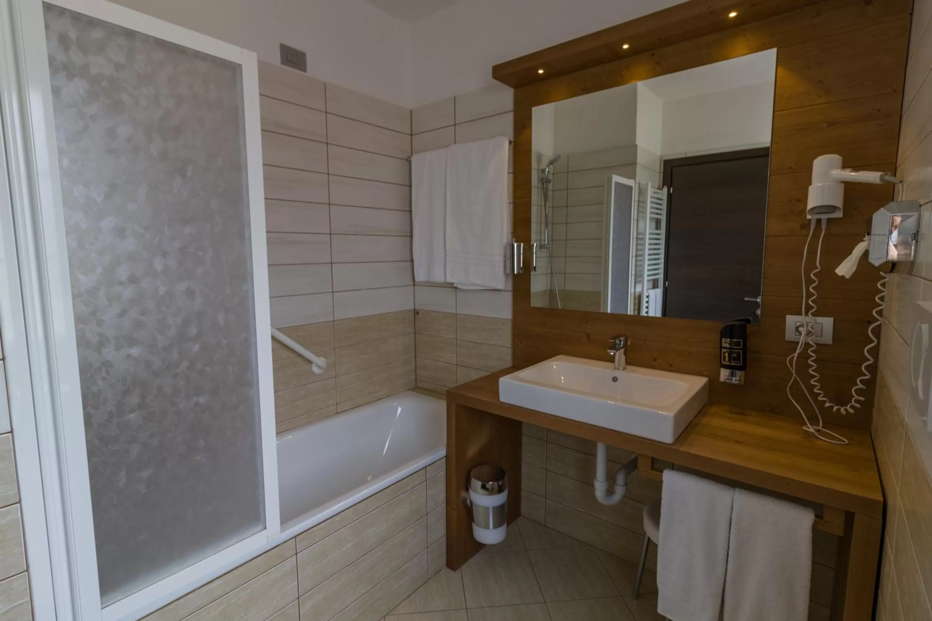 Bathroom in Hotel Villa Argentina