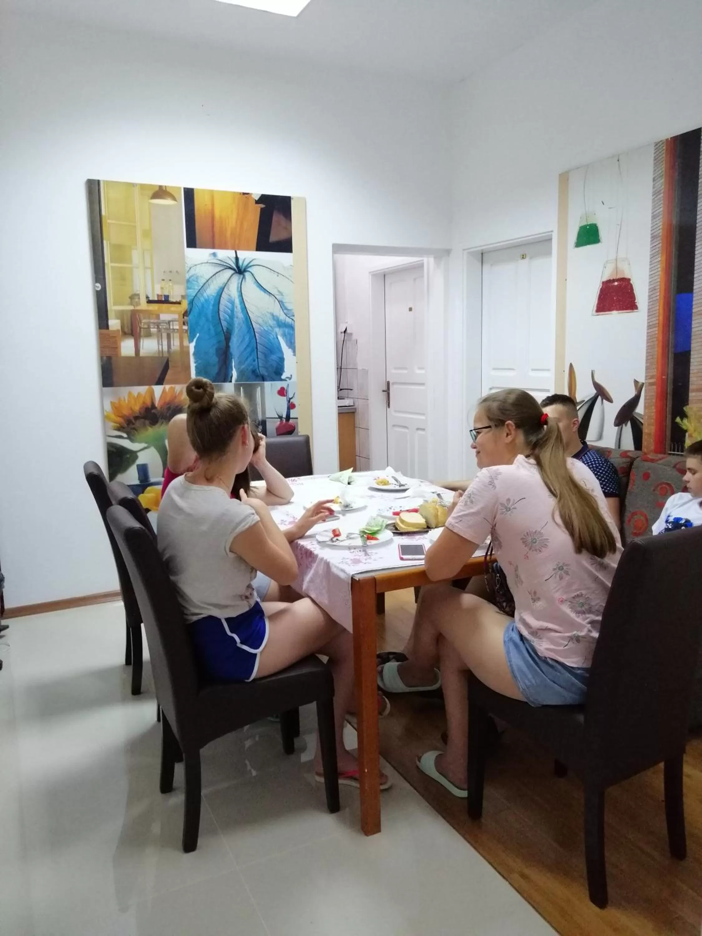 Guest House GOLDEN COIN