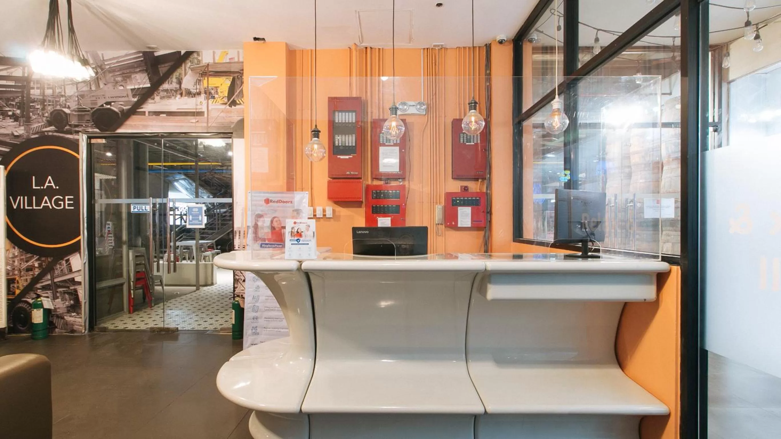 Lobby or reception in Sans Hotel Laperal Manila