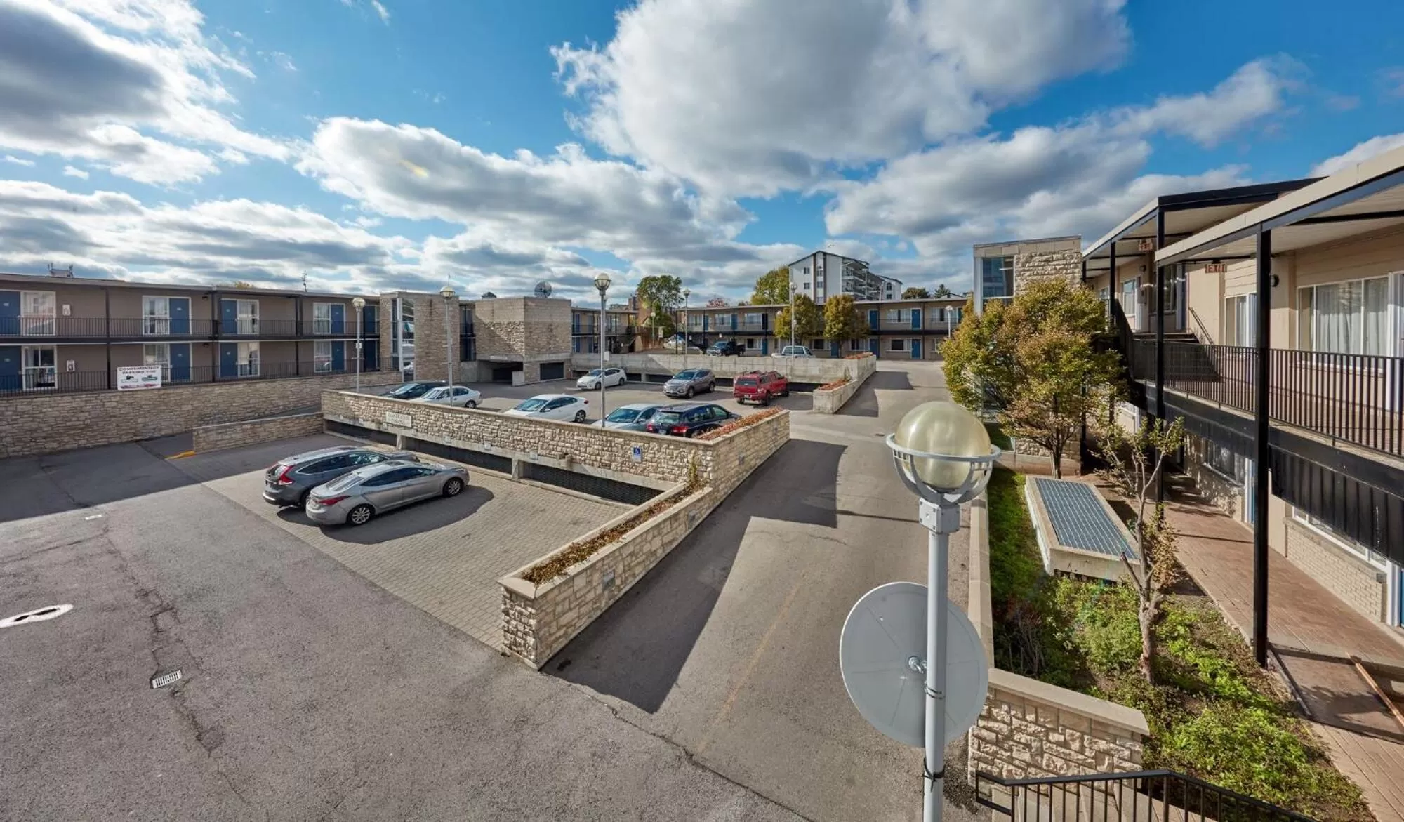 The Falls Hotel & Inn