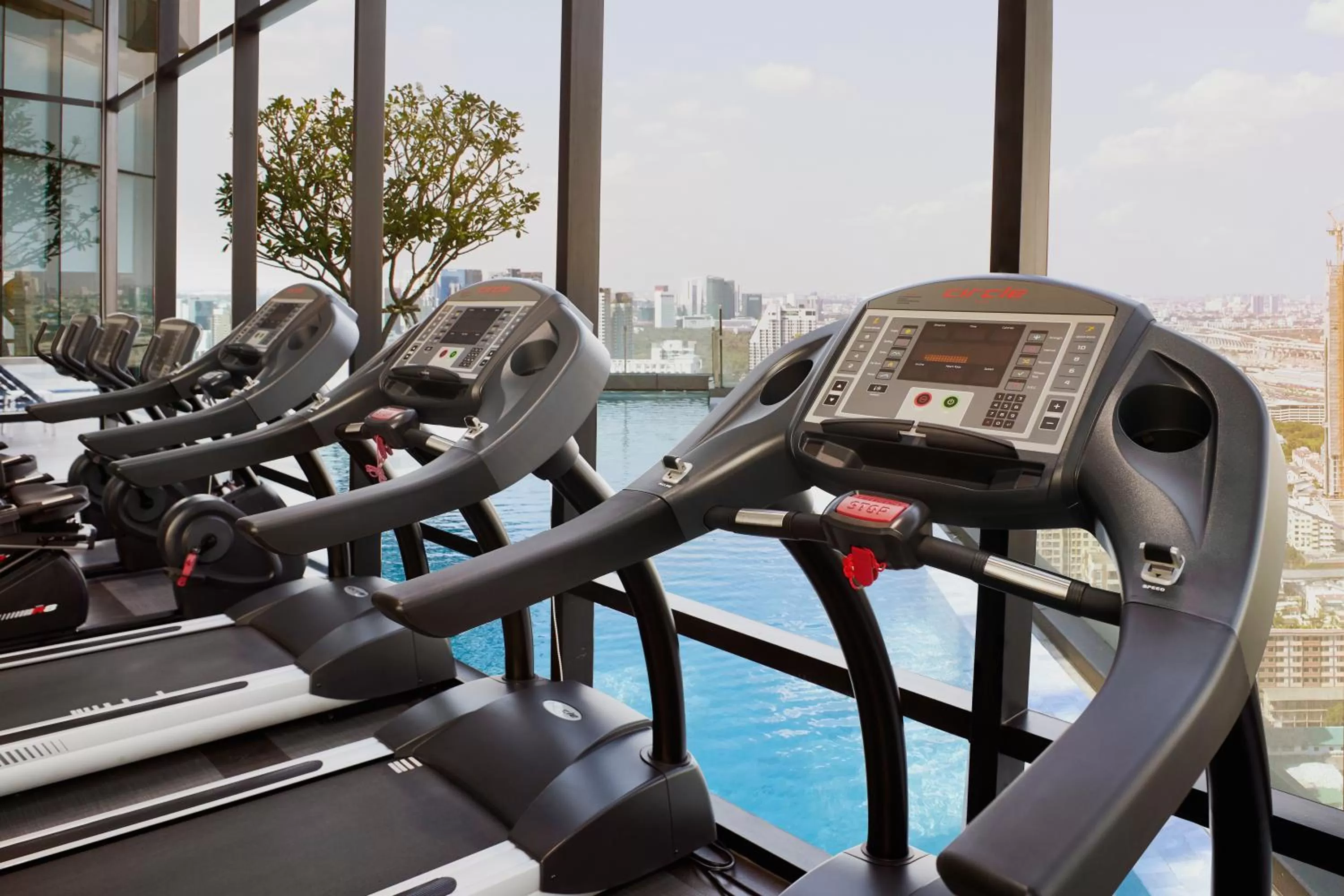 Fitness centre/facilities in The Quarter Ari by UHG