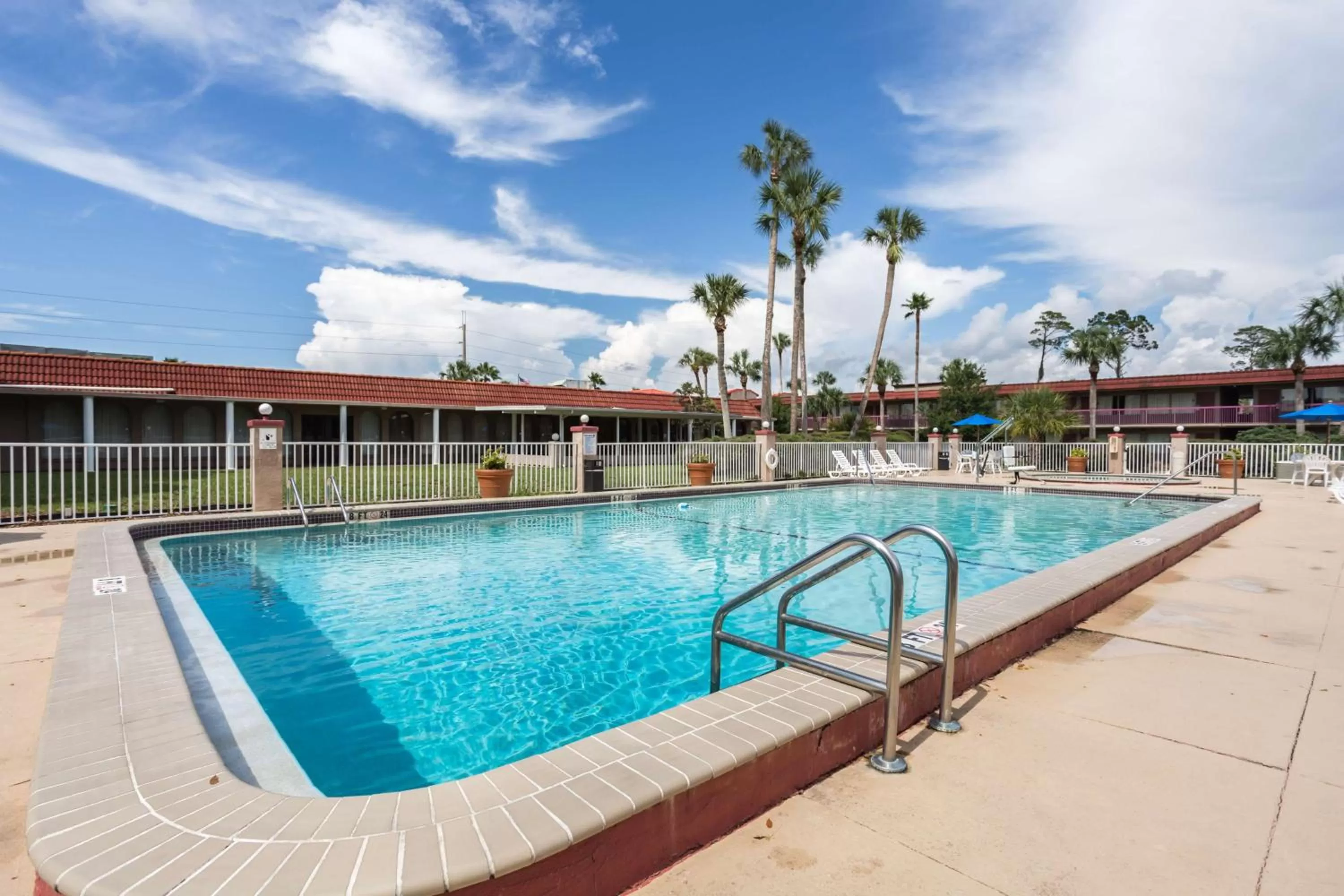 Pool view in Motel 6-Spring Hill, FL - Weeki Wachee