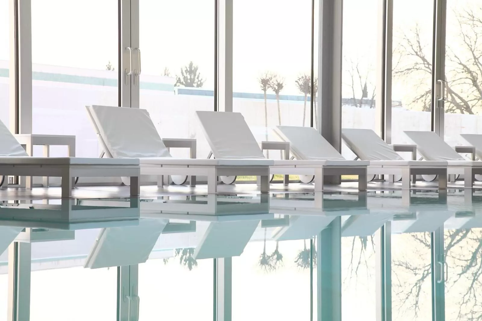 Swimming pool in Là Di Moret