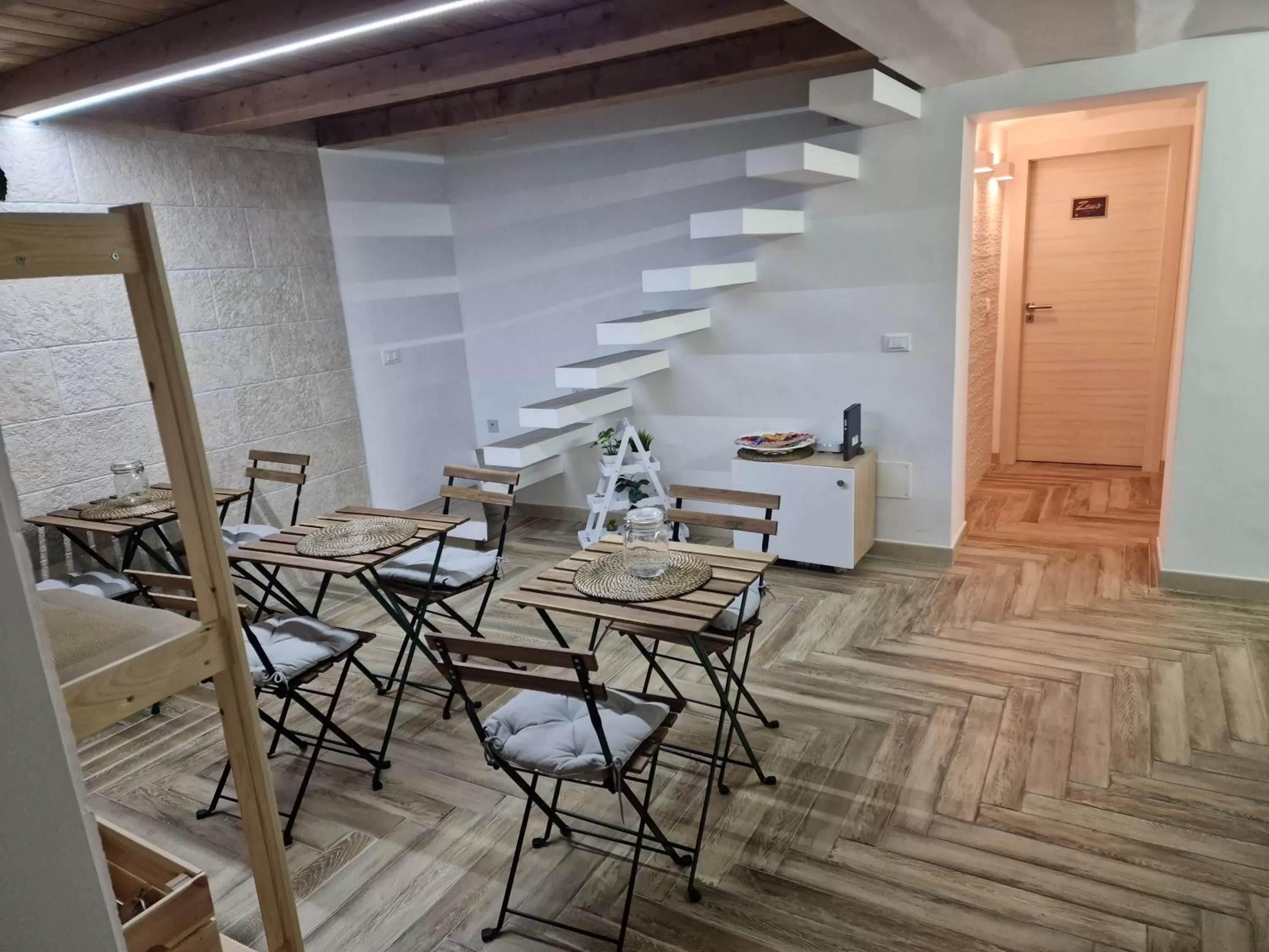 Living room in Calypso Il Binario Elegance