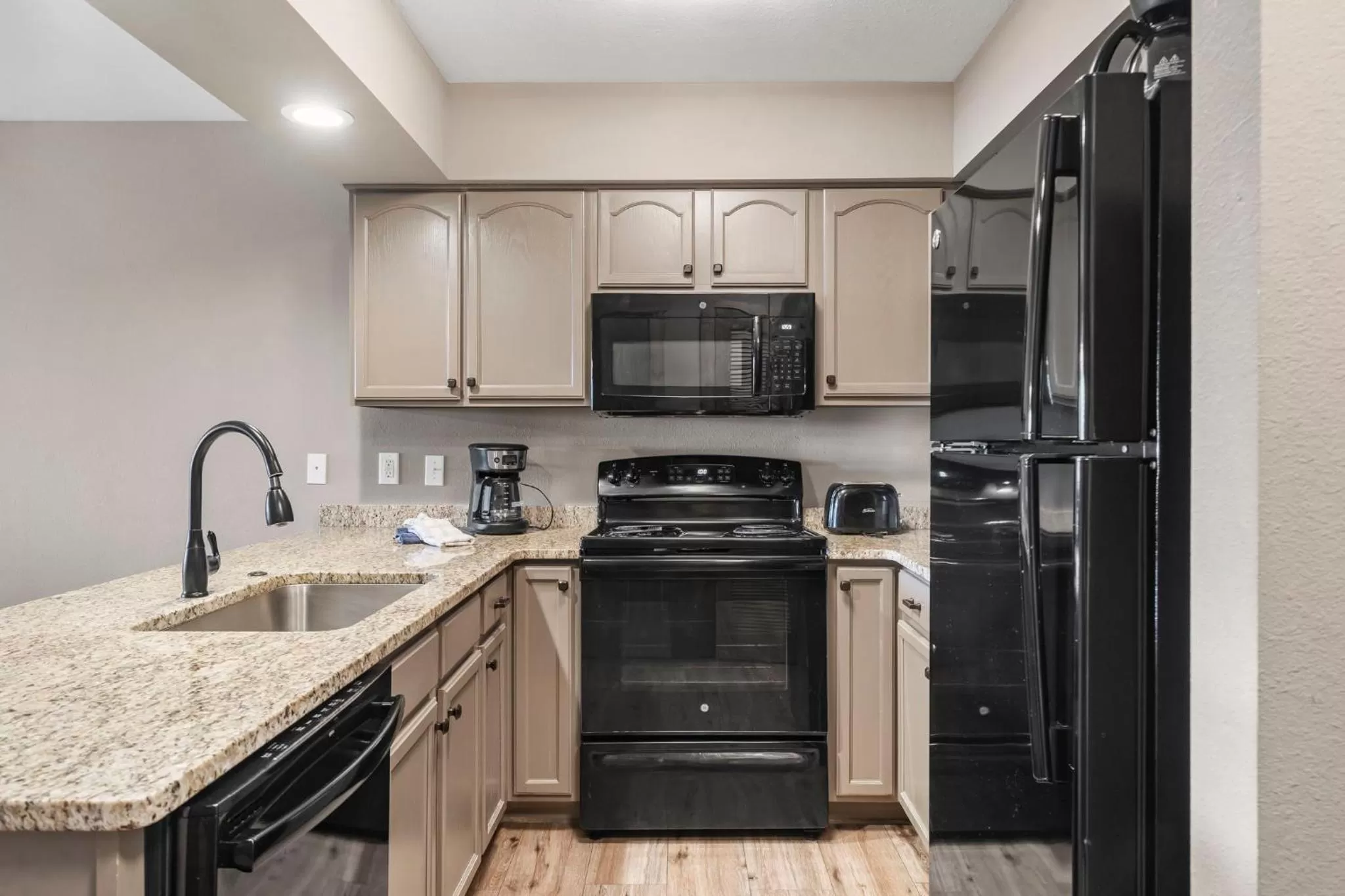 Kitchen or kitchenette in Table Rock Resorts at Indian Point