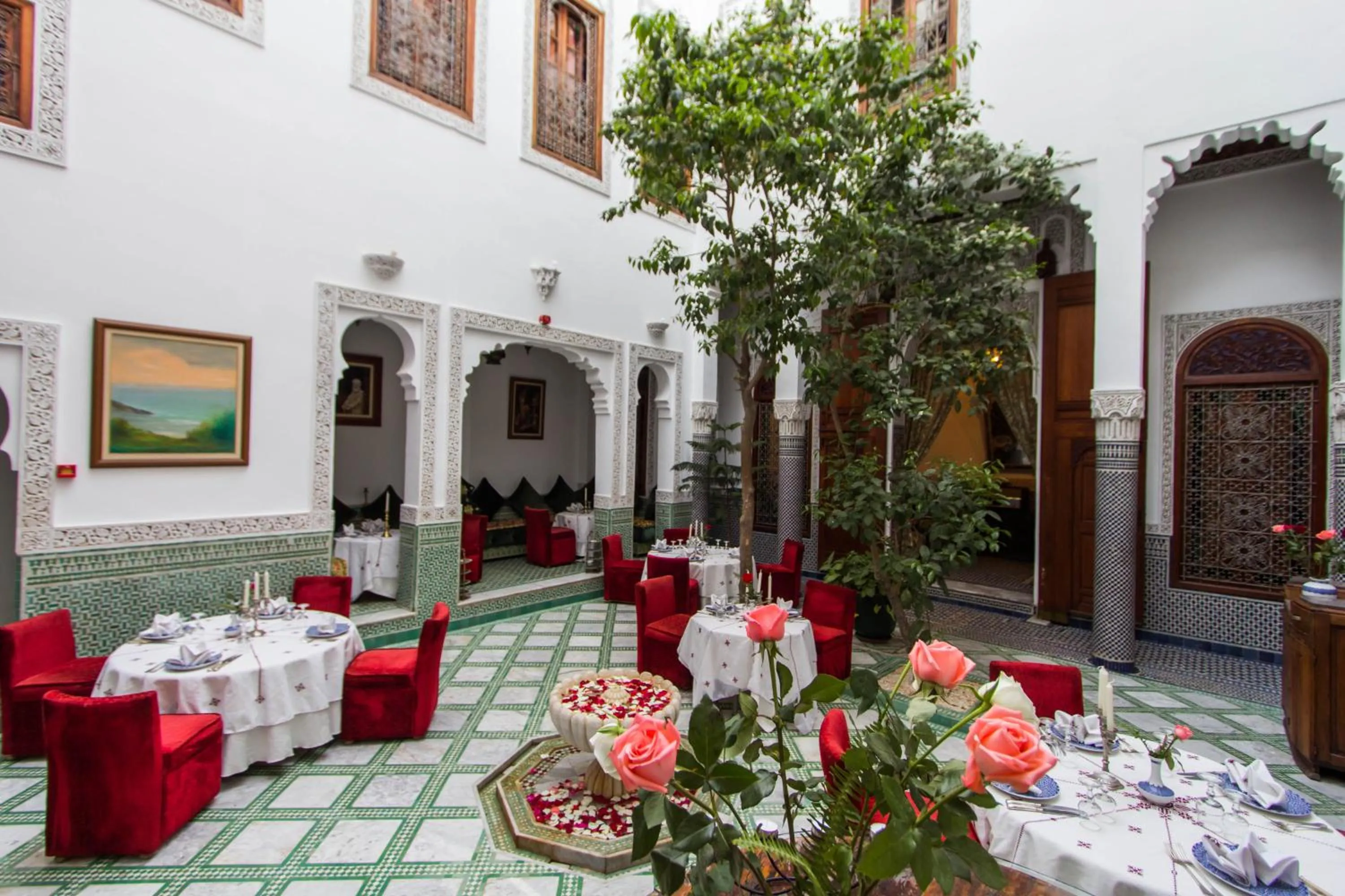Restaurant/places to eat in Riad - Dar Al Andalous