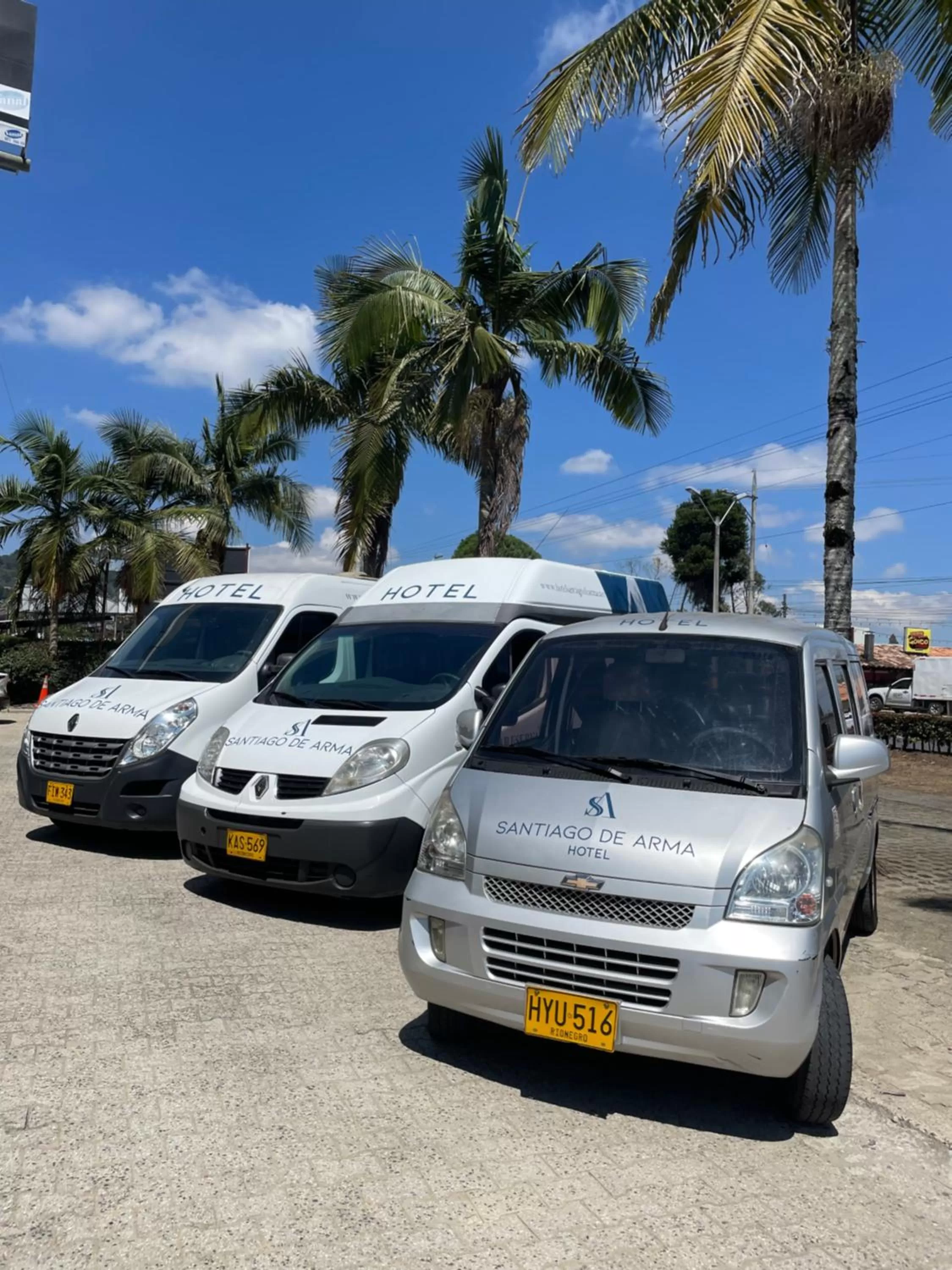 Parking in Hotel Santiago de Arma