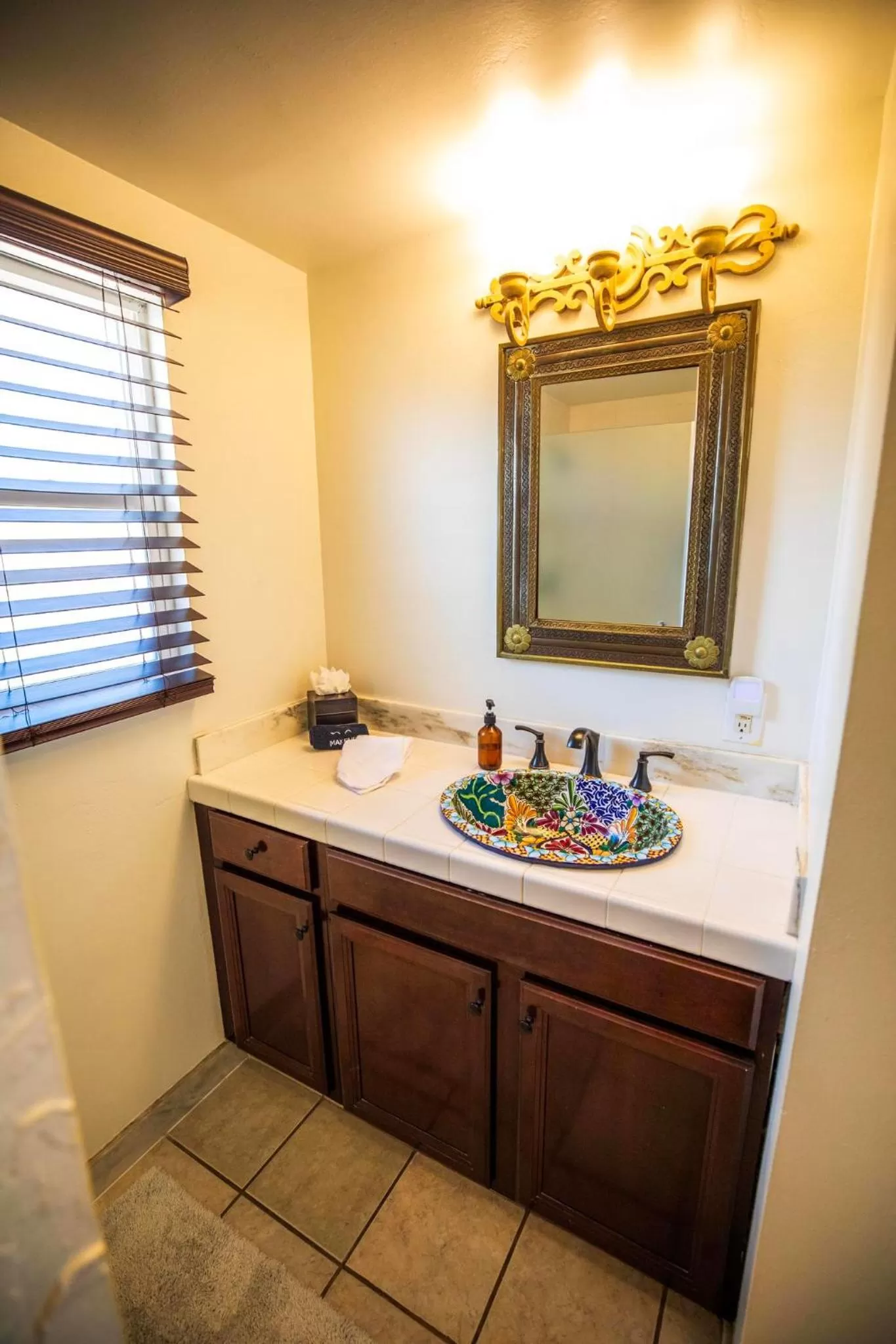 Kitchen or kitchenette in Old Ranch Inn - Adults Only 21 & Up