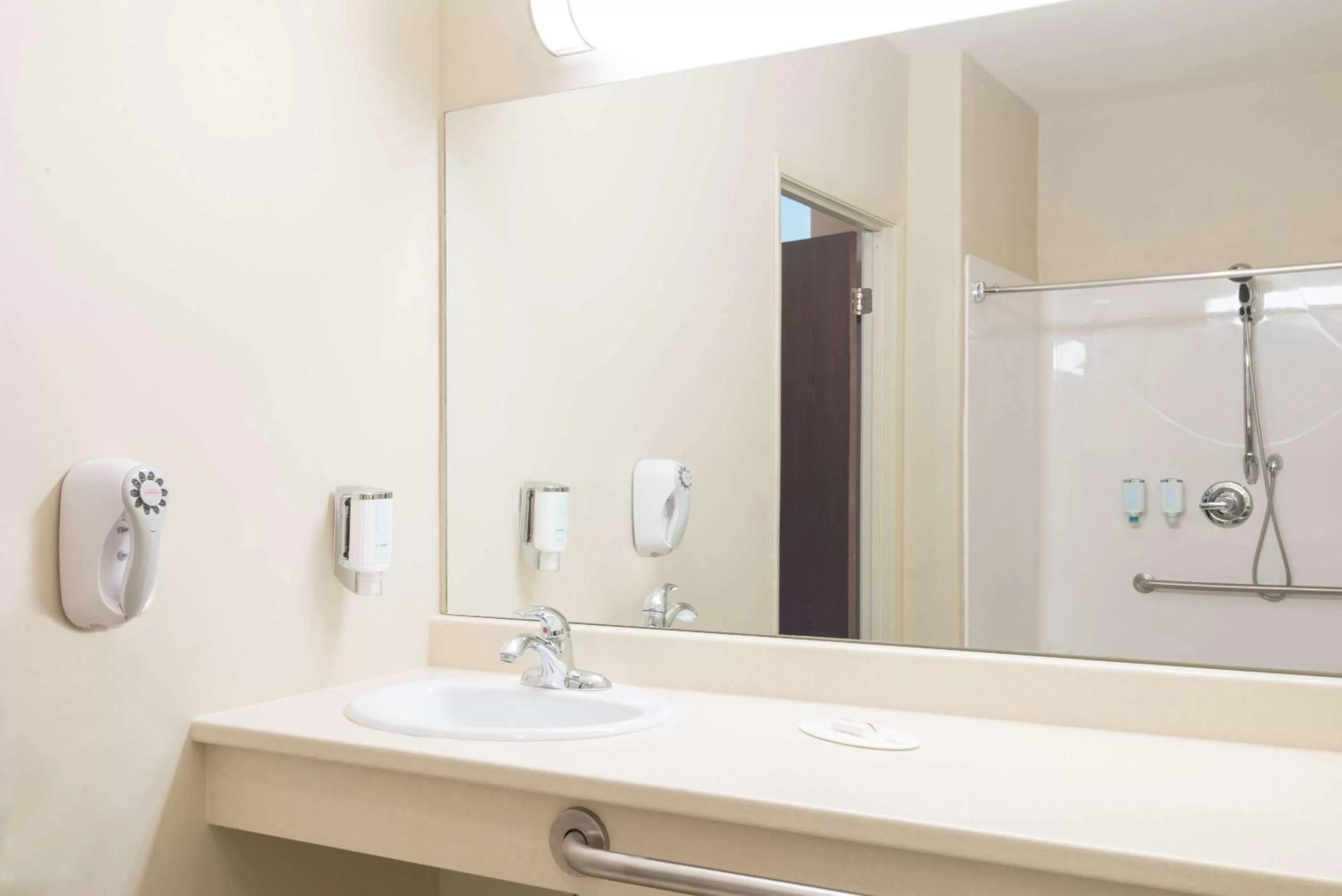 Bathroom in Super 8 by Wyndham Windsor NS